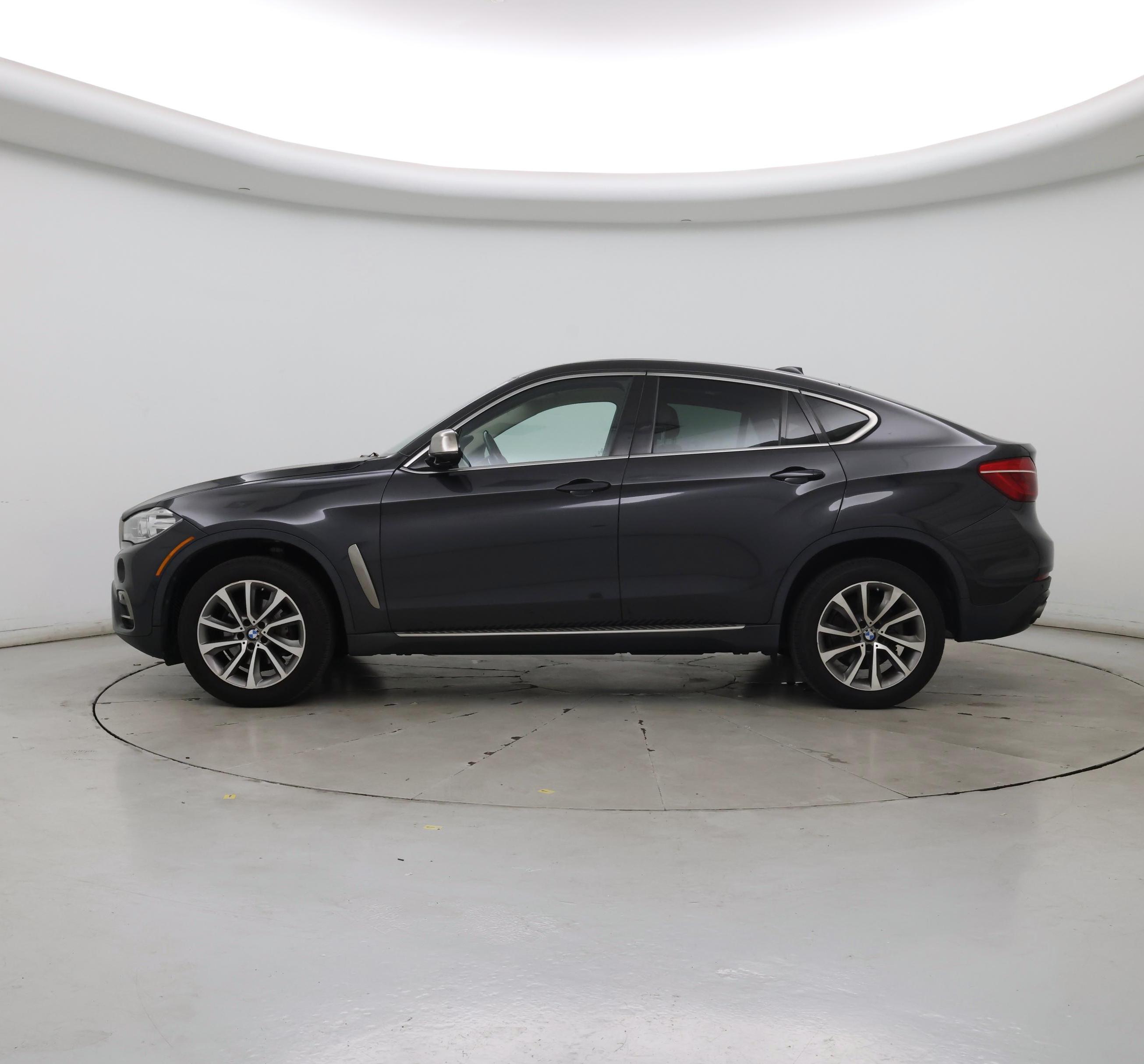 Thumbnail: 2015 BMW X6 - 3
