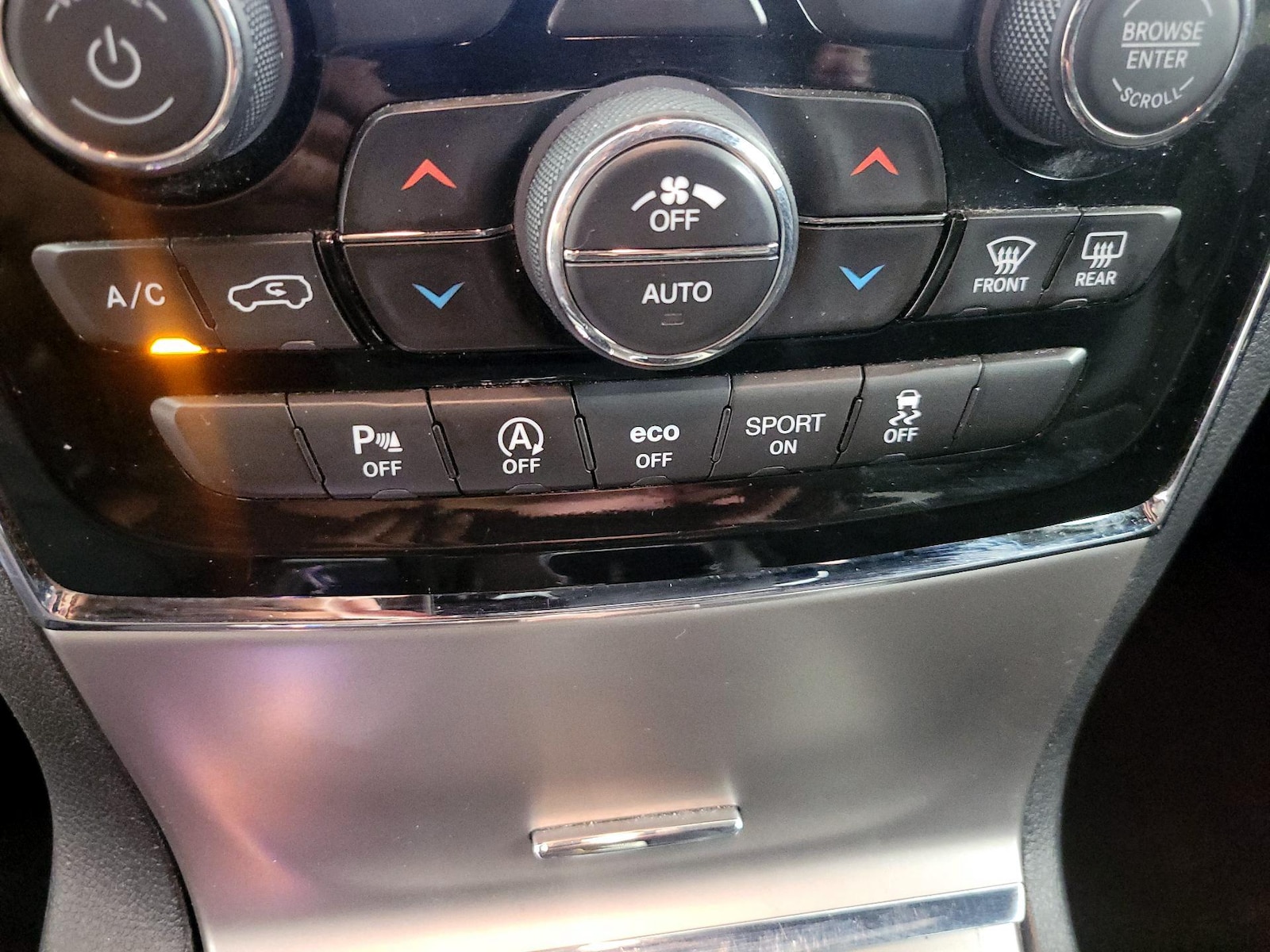 2021 Jeep Grand Cherokee Limited - Photo 17