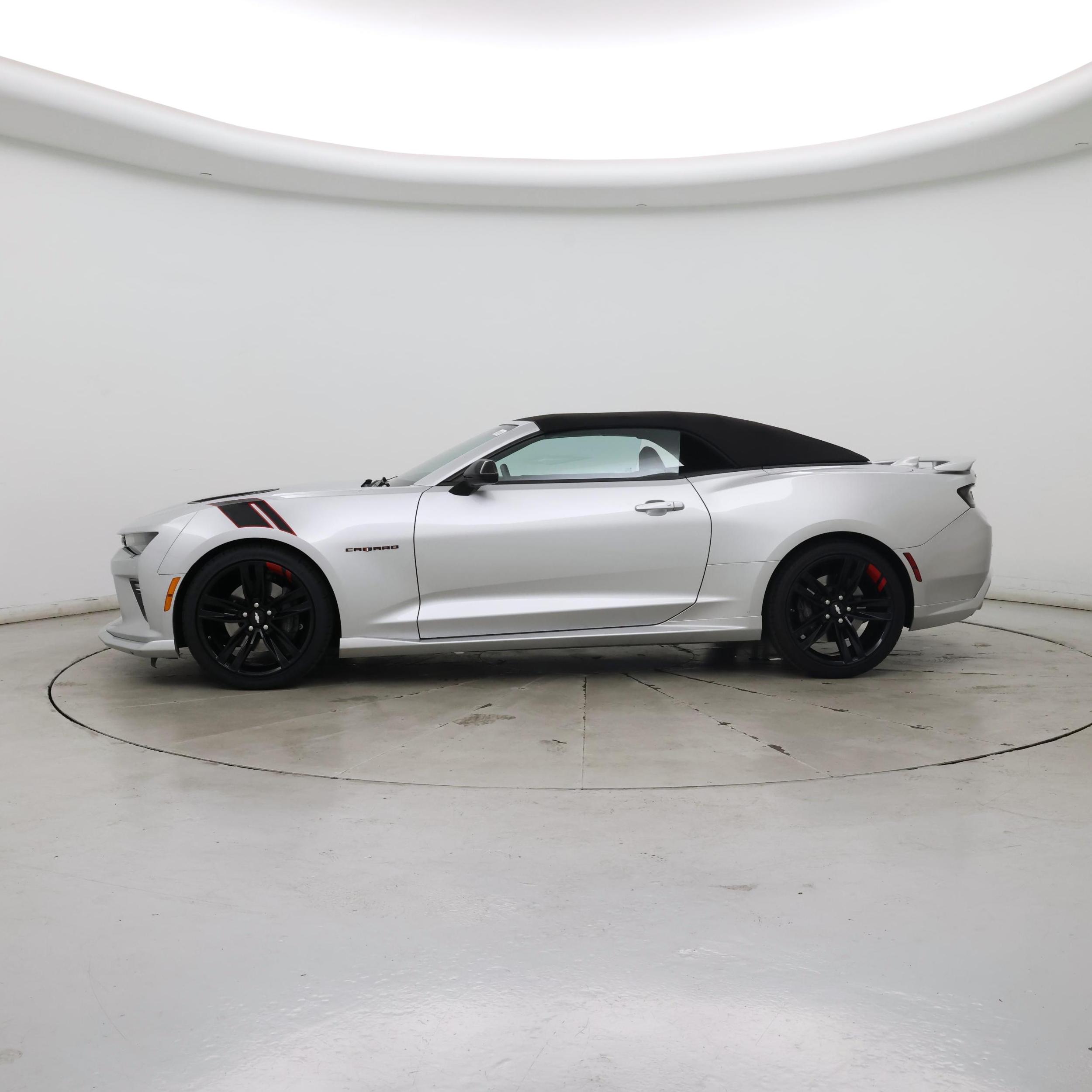 Thumbnail: 2017 Chevrolet Camaro - 3