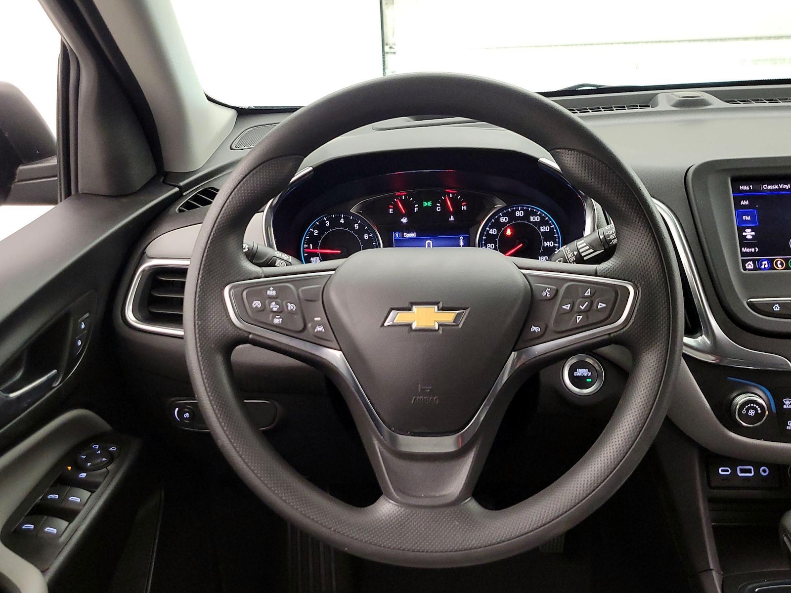 2024 Chevrolet Equinox LS - Photo 11