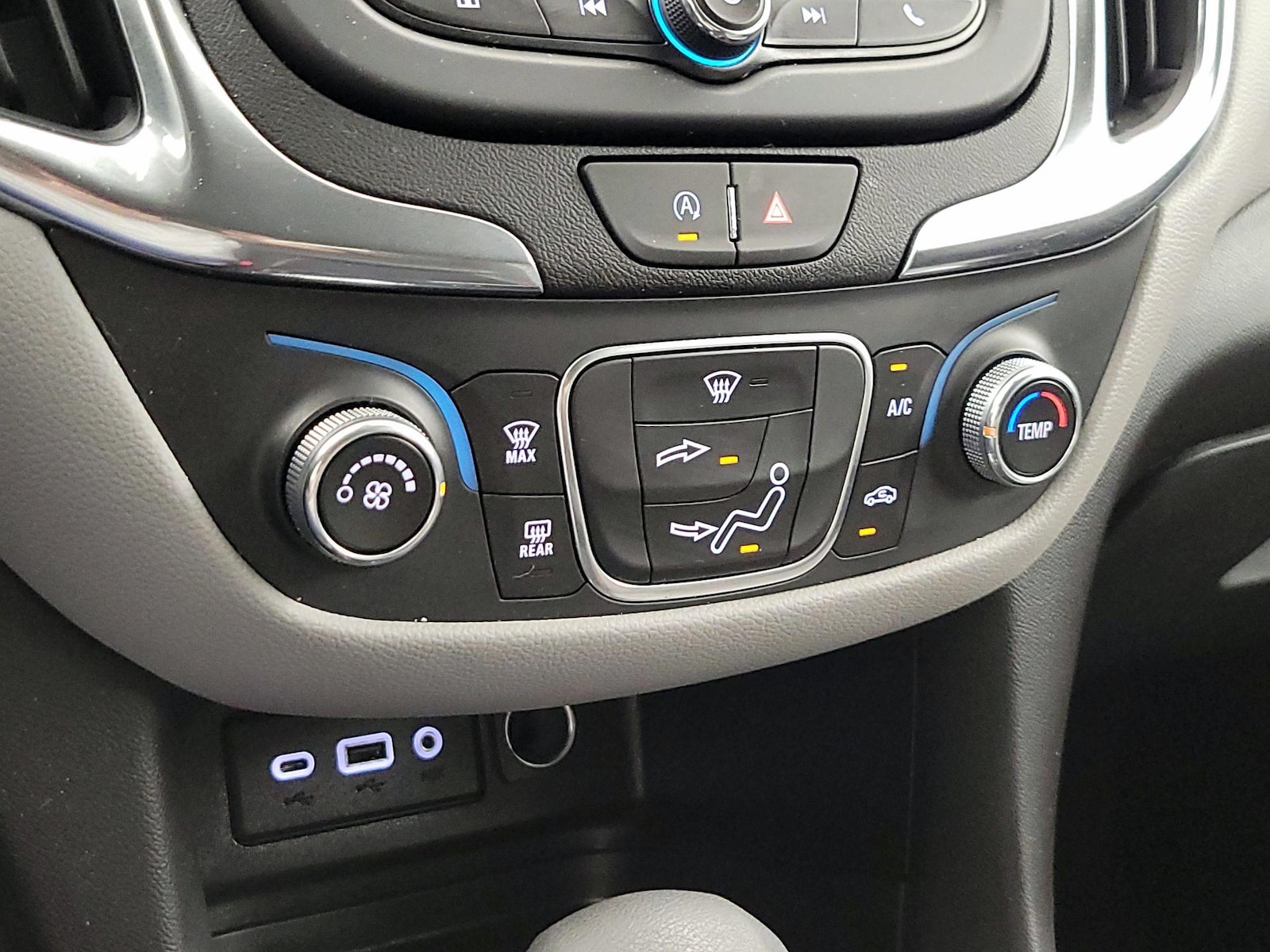 2024 Chevrolet Equinox LS - Photo 17