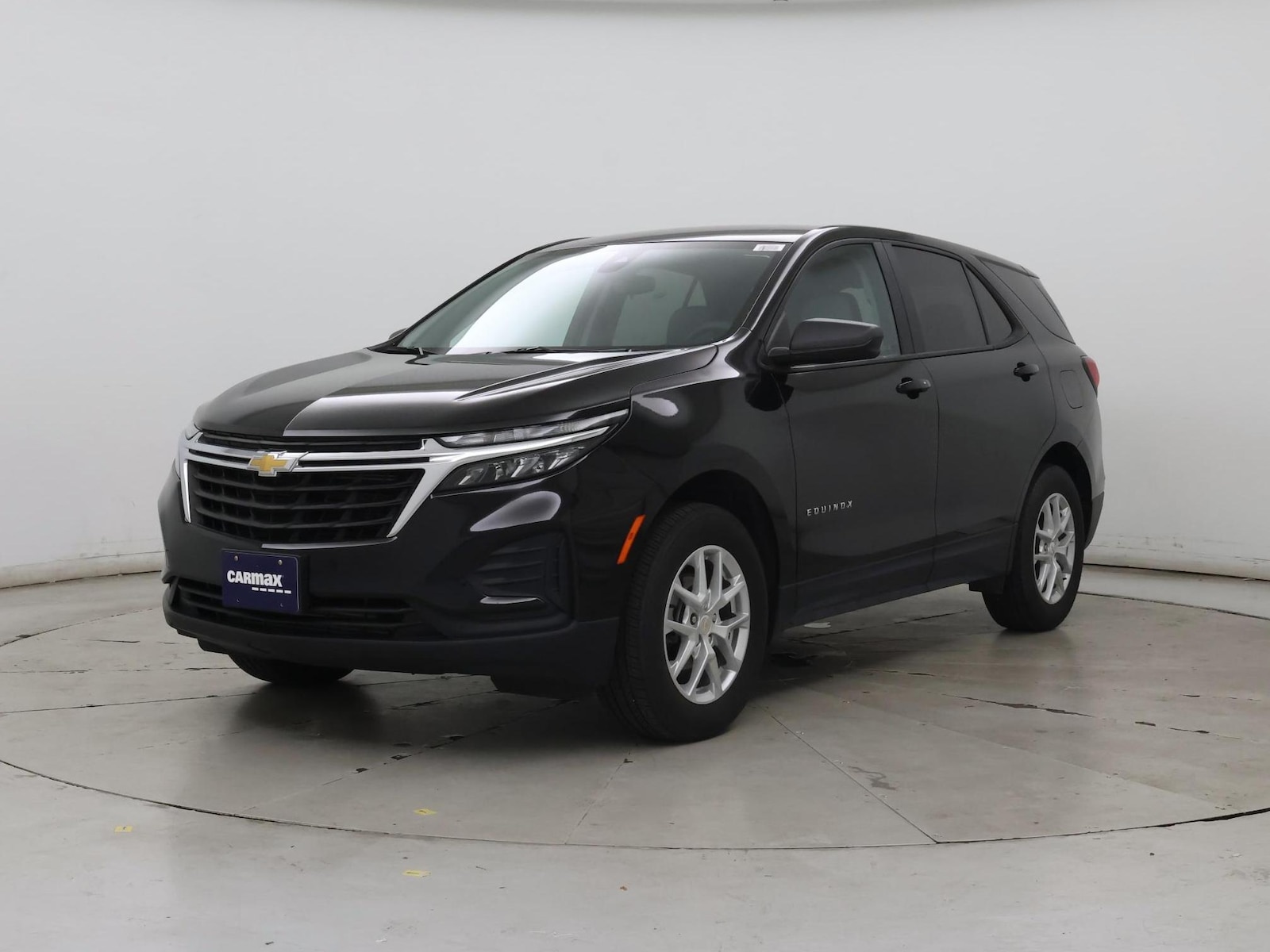 2024 Chevrolet Equinox LS - Photo 5