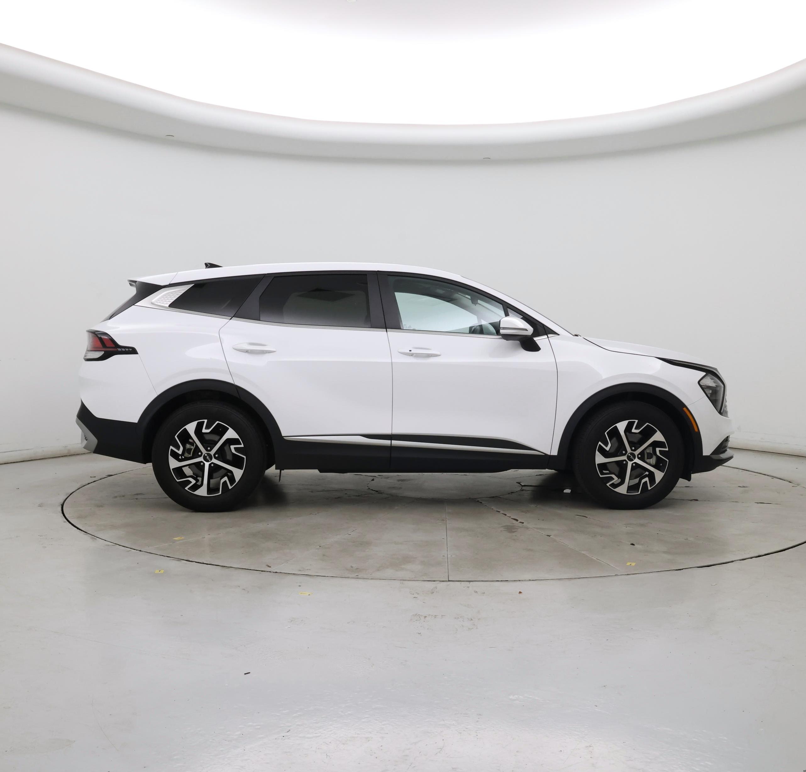 Thumbnail: 2023 Kia Sportage - 7