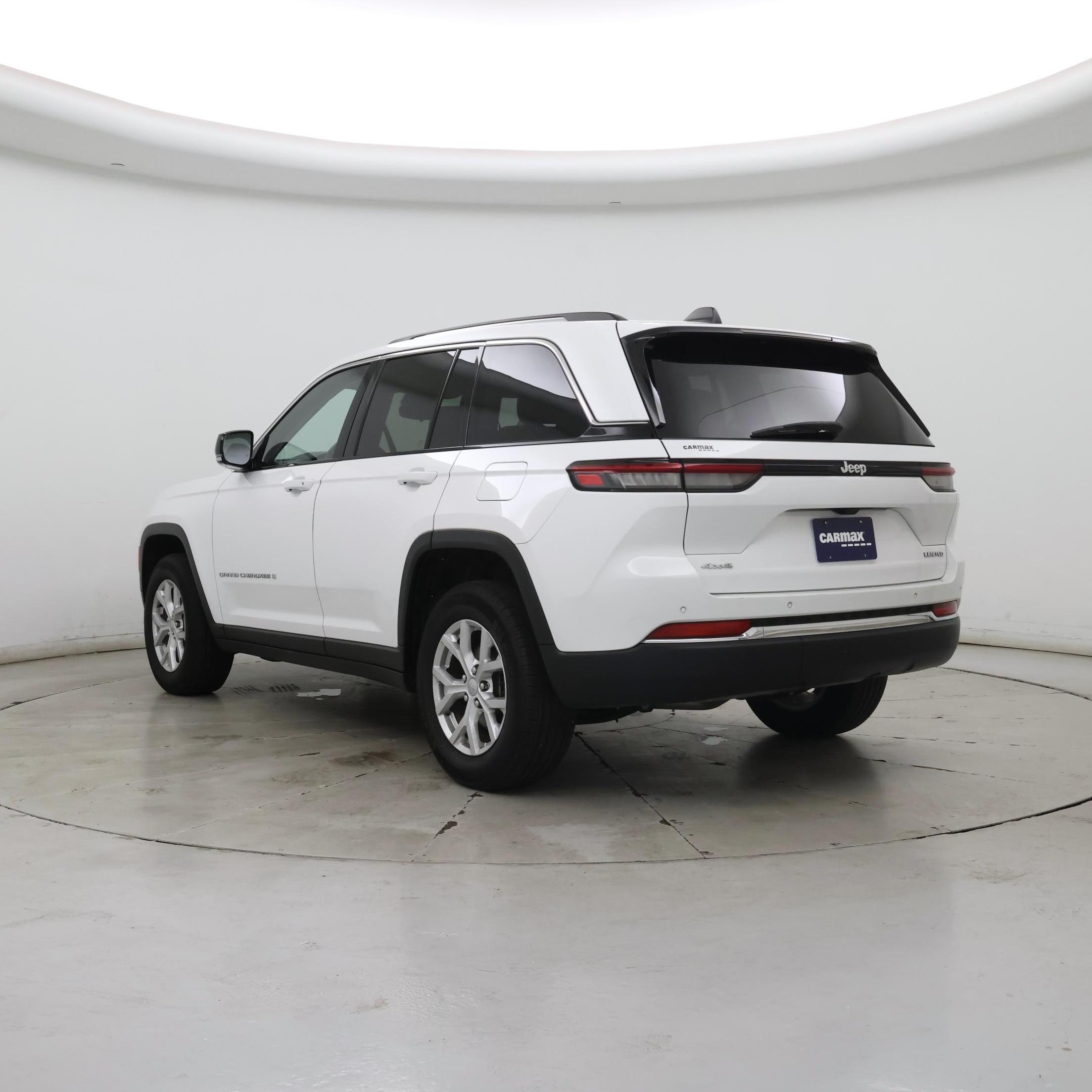 Thumbnail: 2023 Jeep Grand Cherokee L - 2