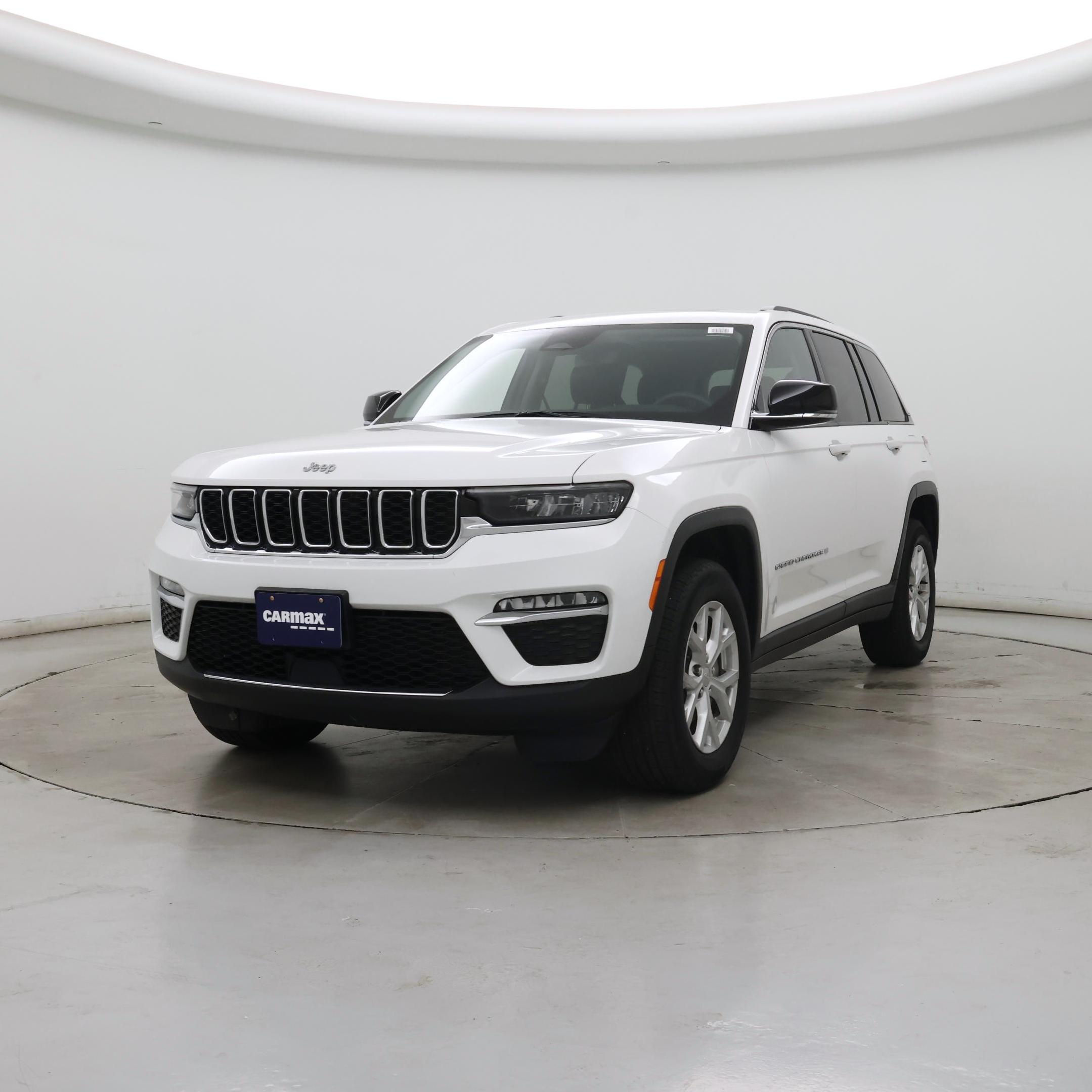 Thumbnail: 2023 Jeep Grand Cherokee L - 4