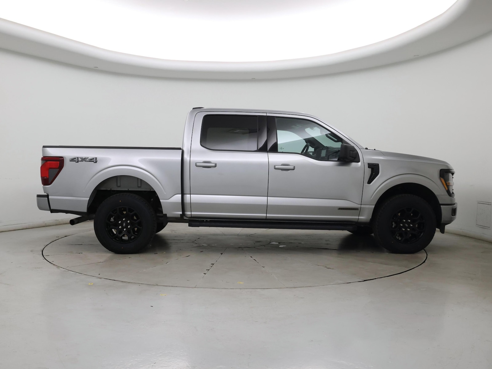 2024 Ford F-150 XLT - Photo 8
