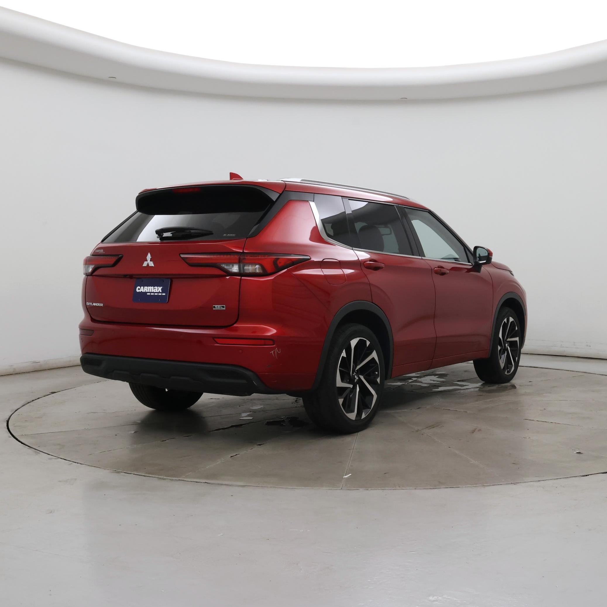Thumbnail: 2022 Mitsubishi Outlander - 8