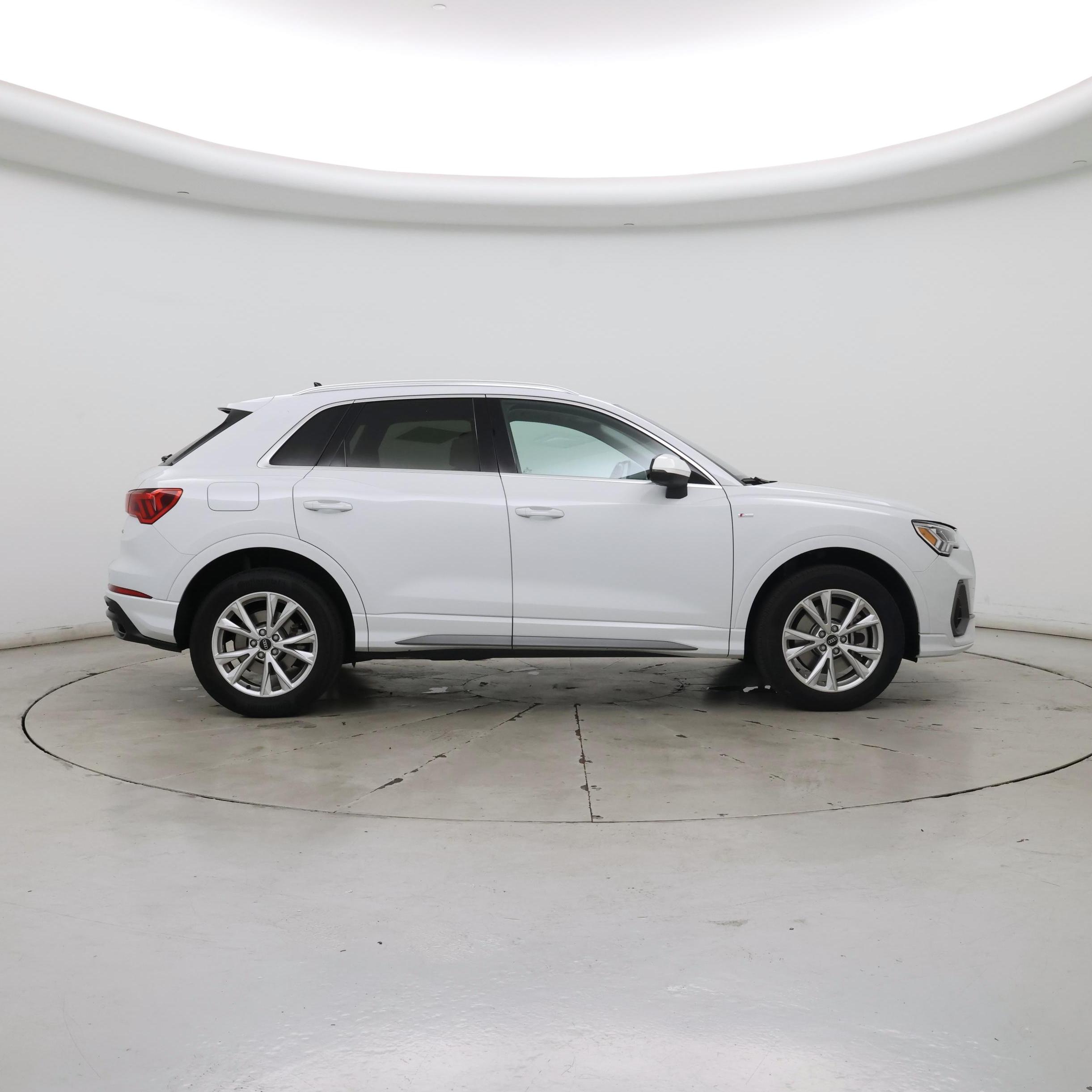 Thumbnail: 2022 Audi Q3 - 7