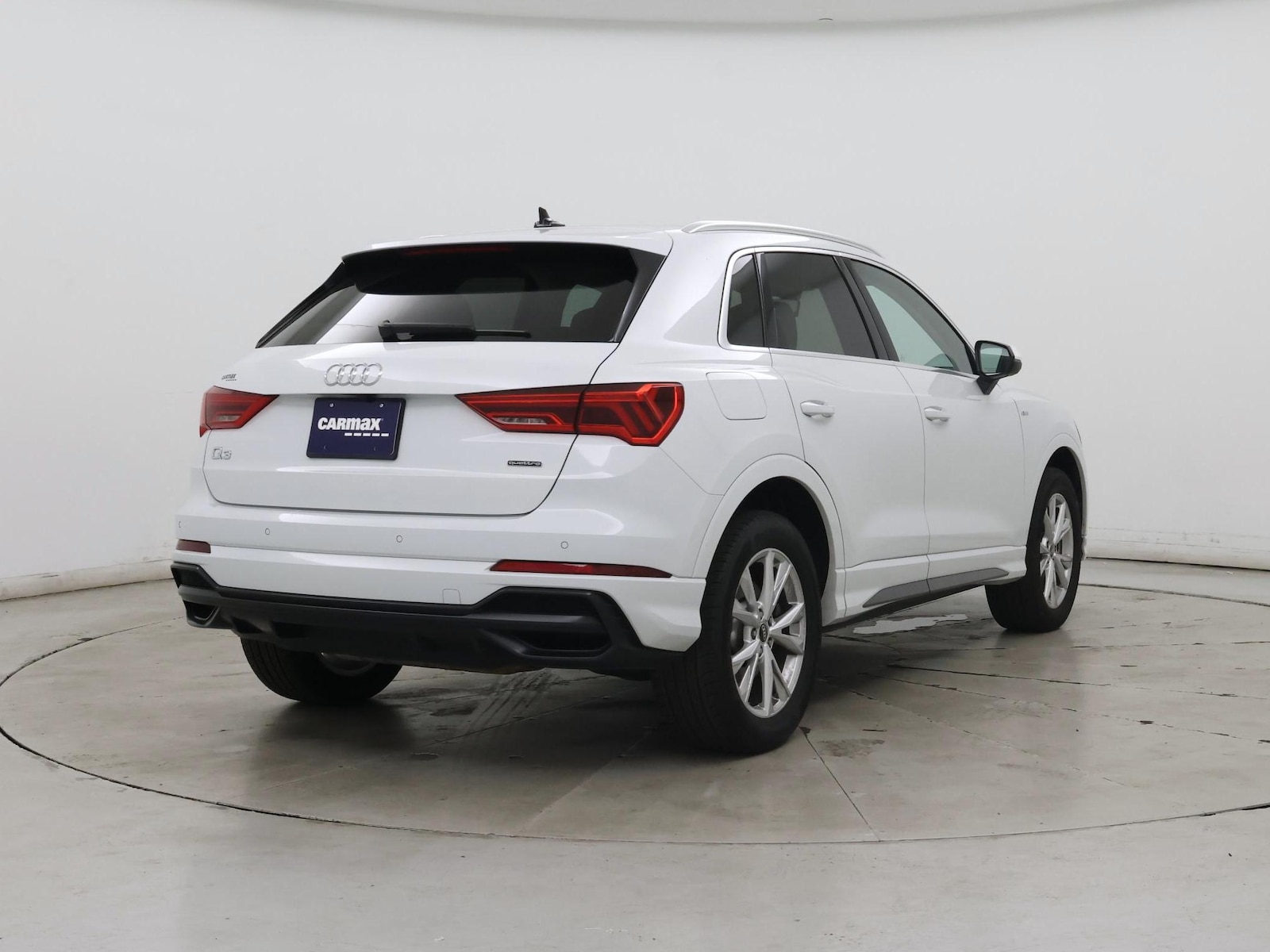 2022 Audi Q3 S Line Premium Plus - Photo 9