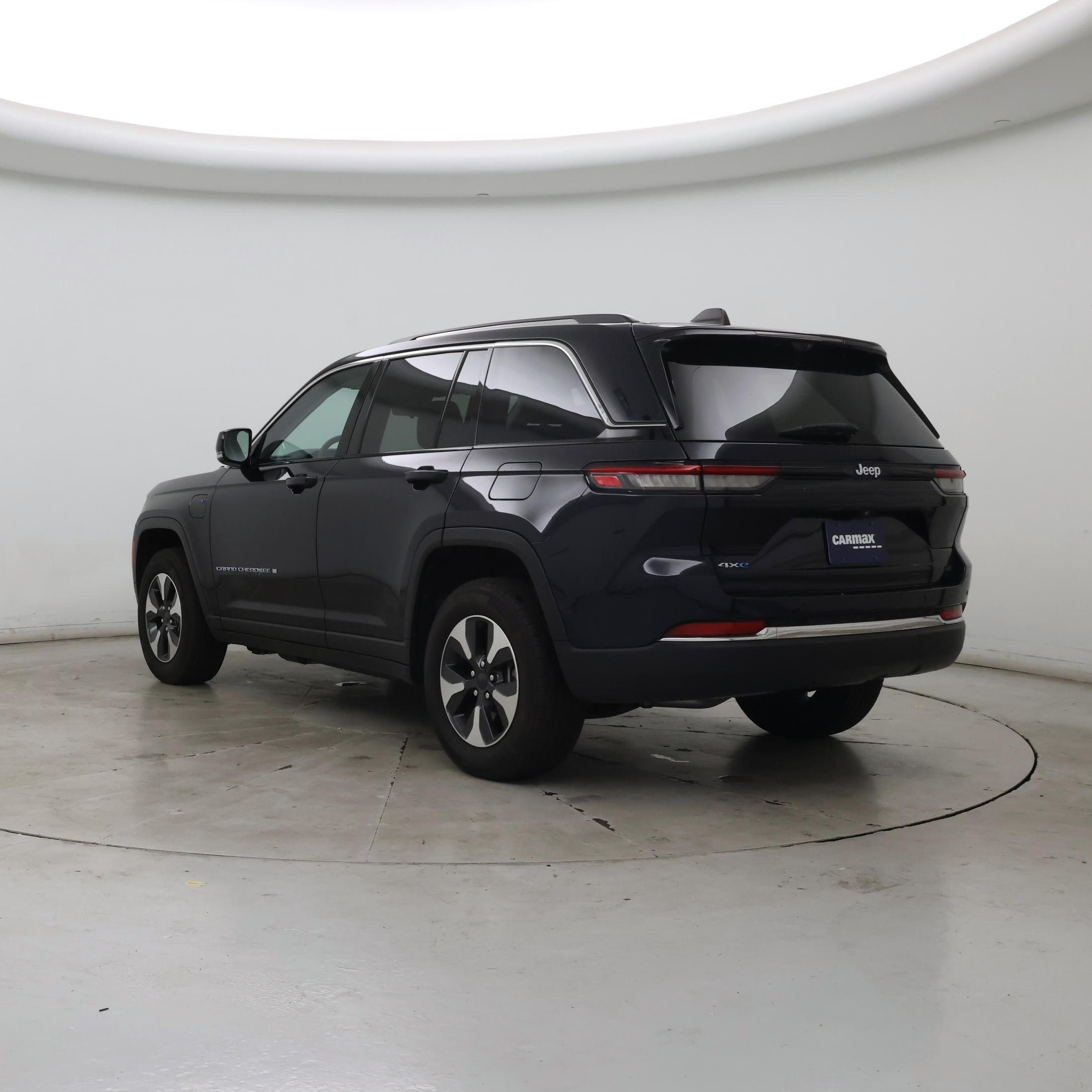 Thumbnail: 2023 Jeep Grand Cherokee - 2