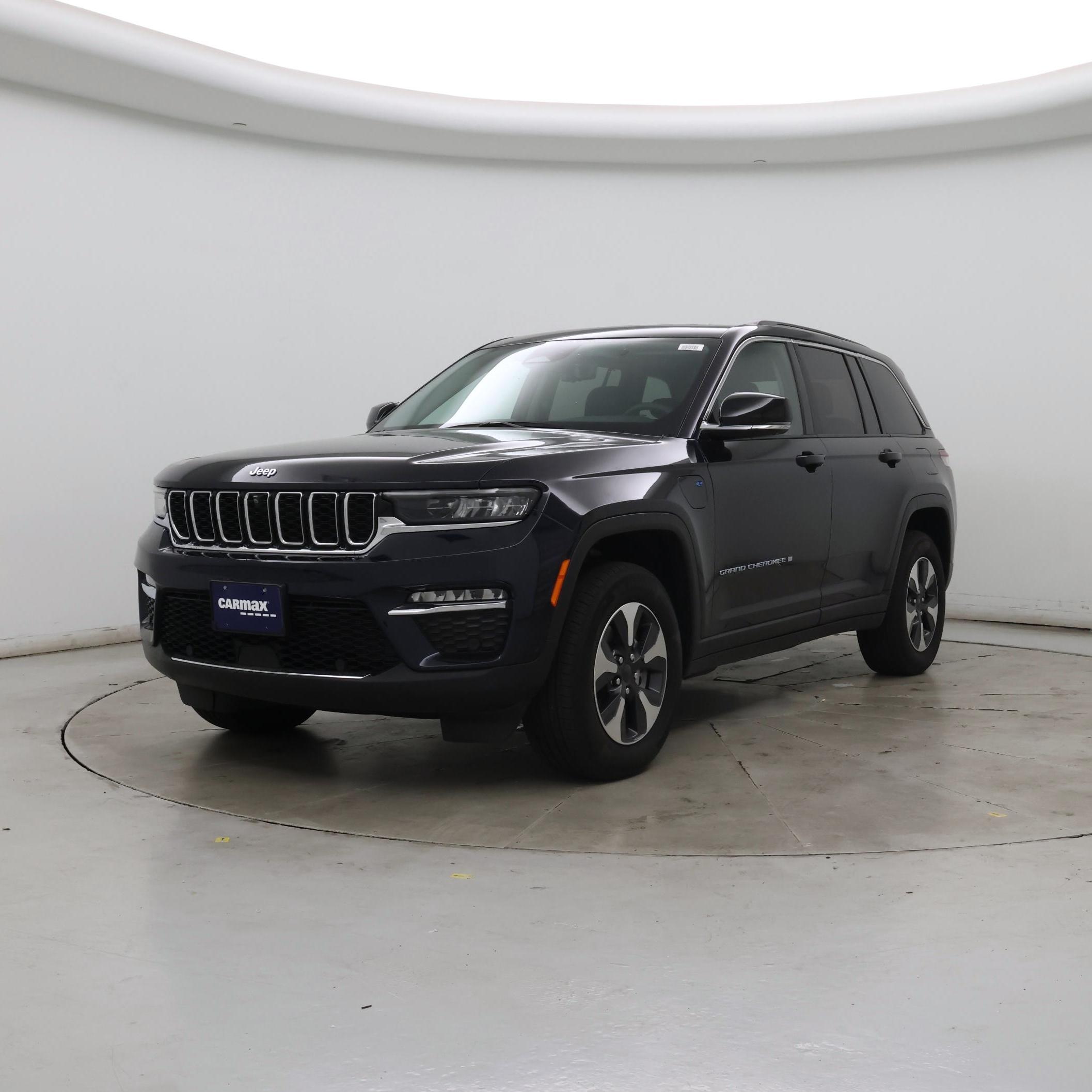 Thumbnail: 2023 Jeep Grand Cherokee - 4