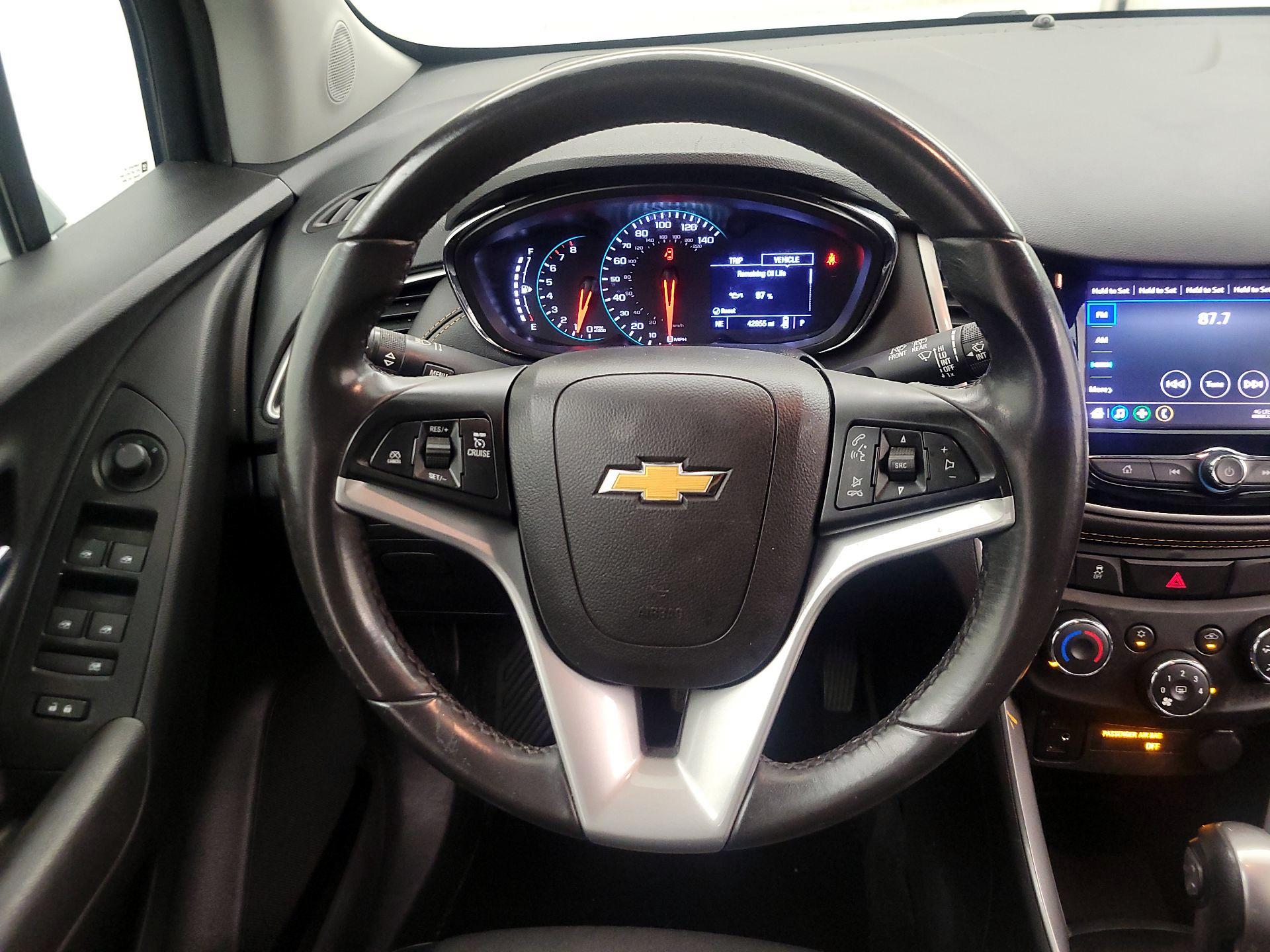 Thumbnail: 2020 Chevrolet Trax - 10