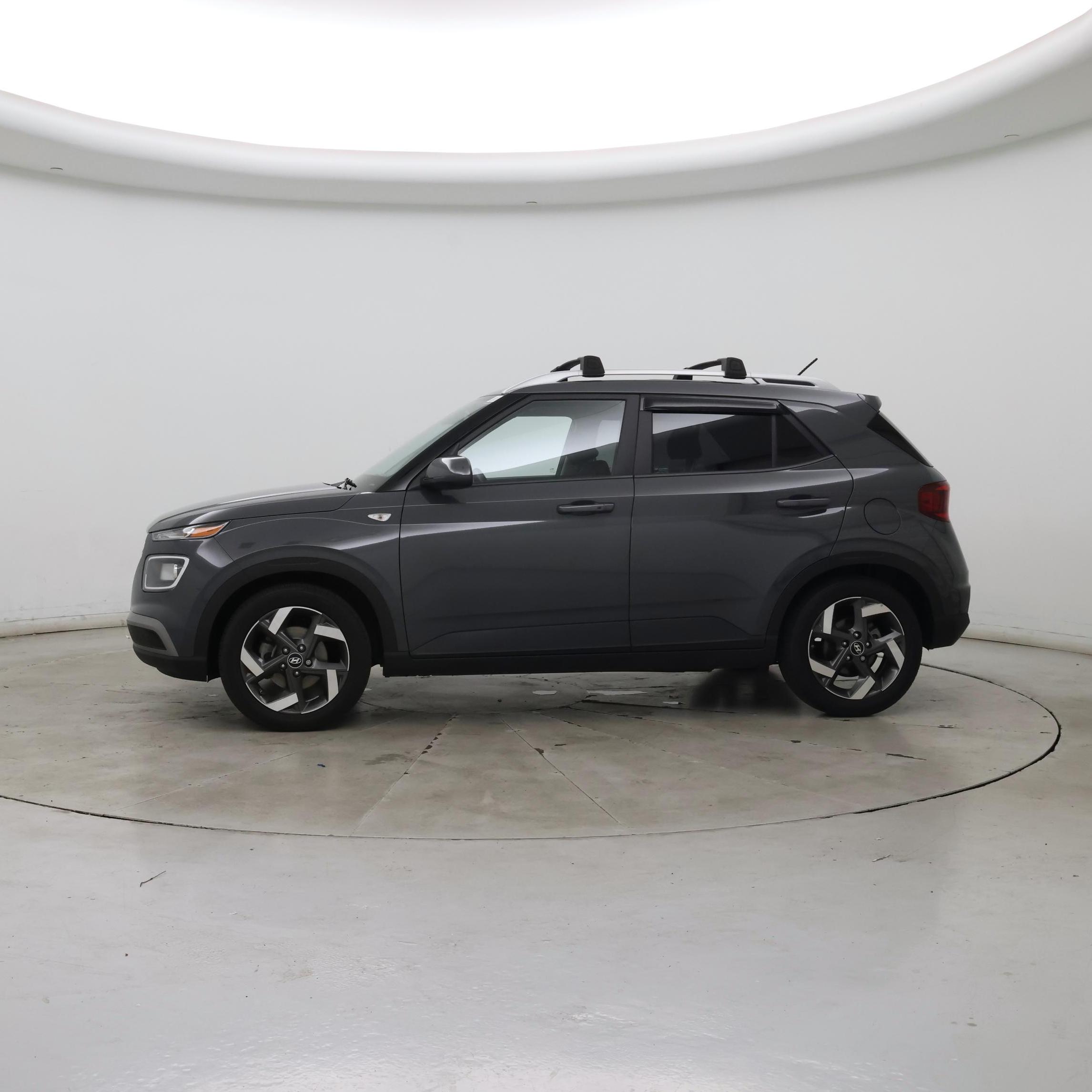 Thumbnail: 2025 Hyundai Venue - 3