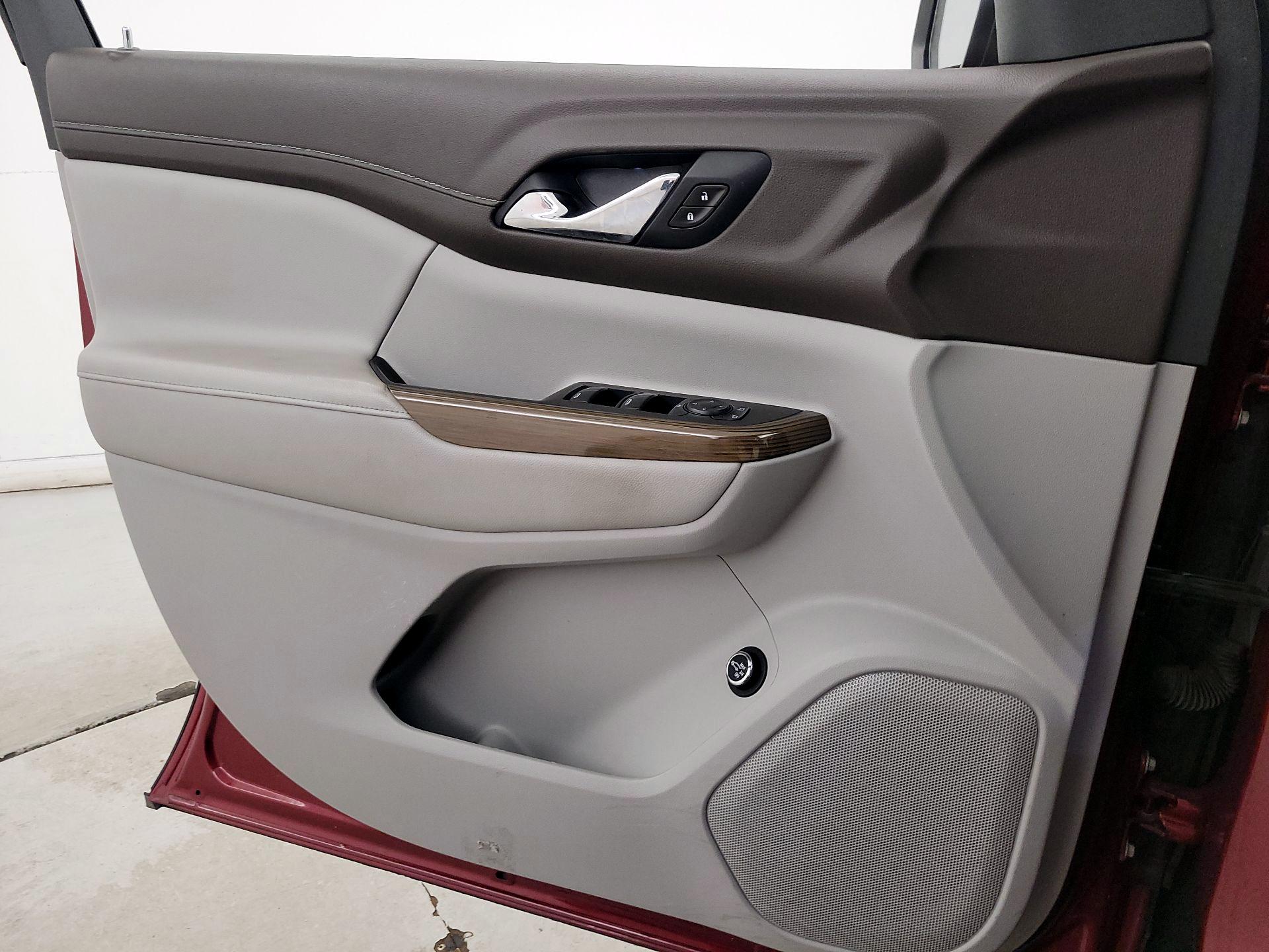 Thumbnail: 2020 GMC Acadia - 12