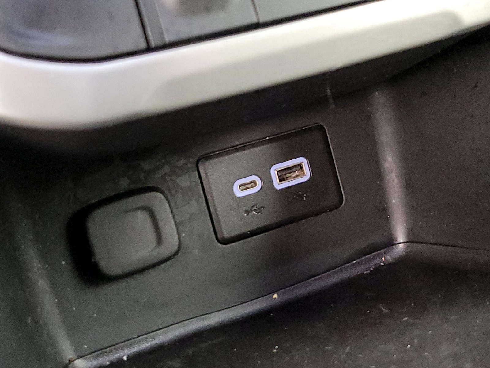 2020 GMC Acadia SLE - Photo 19