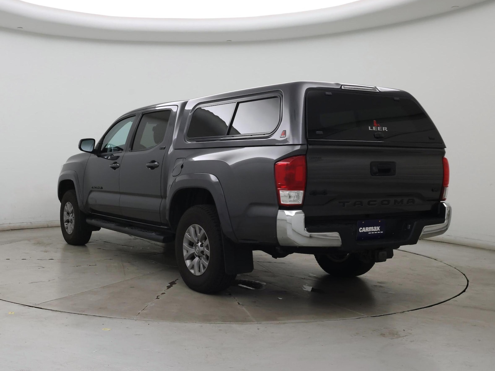 2019 Toyota Tacoma SR5 - Photo 3