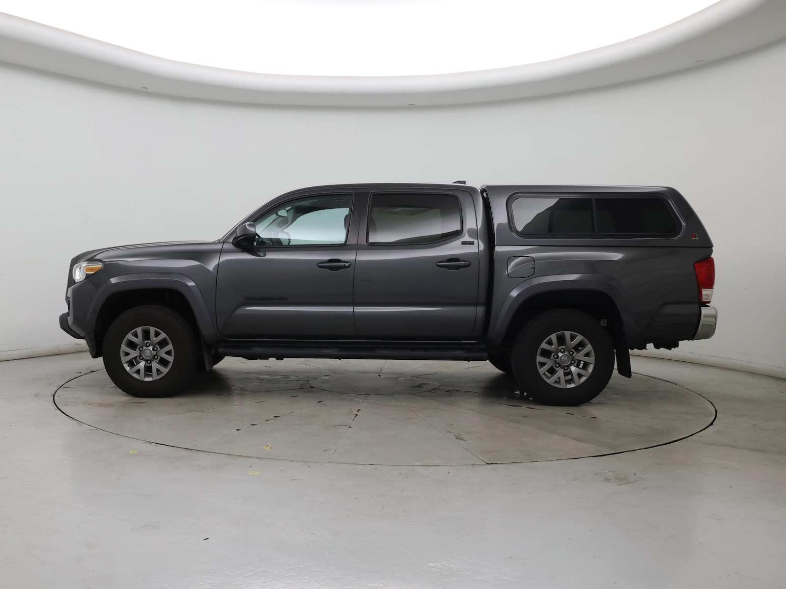 2019 Toyota Tacoma SR5 - Photo 4