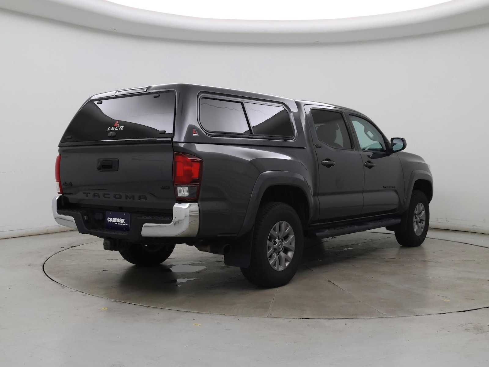 2019 Toyota Tacoma SR5 - Photo 9