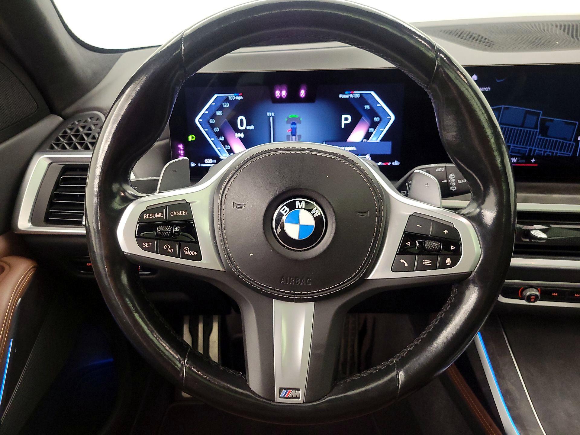 Thumbnail: 2023 BMW X7 - 10