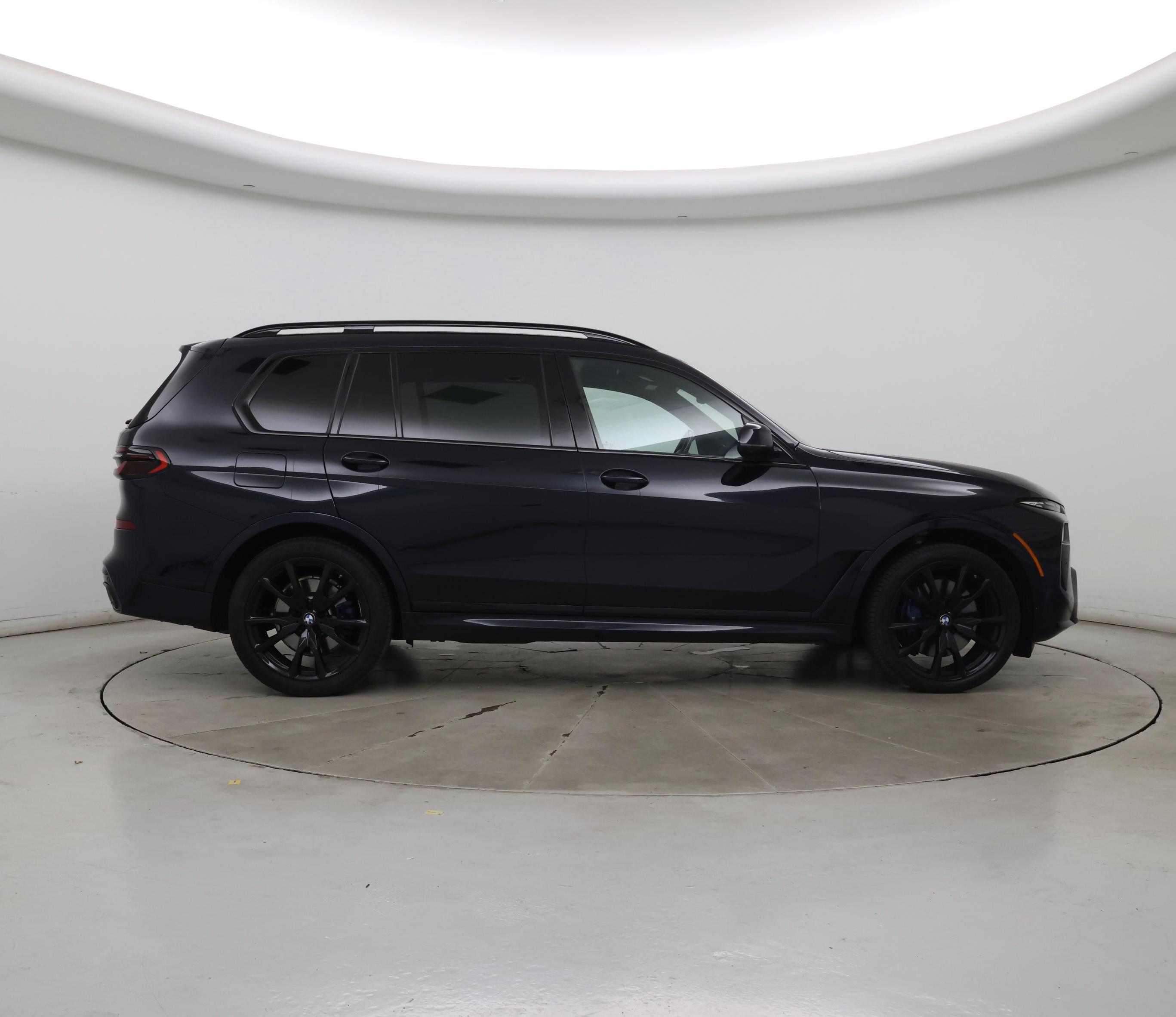 Thumbnail: 2023 BMW X7 - 7