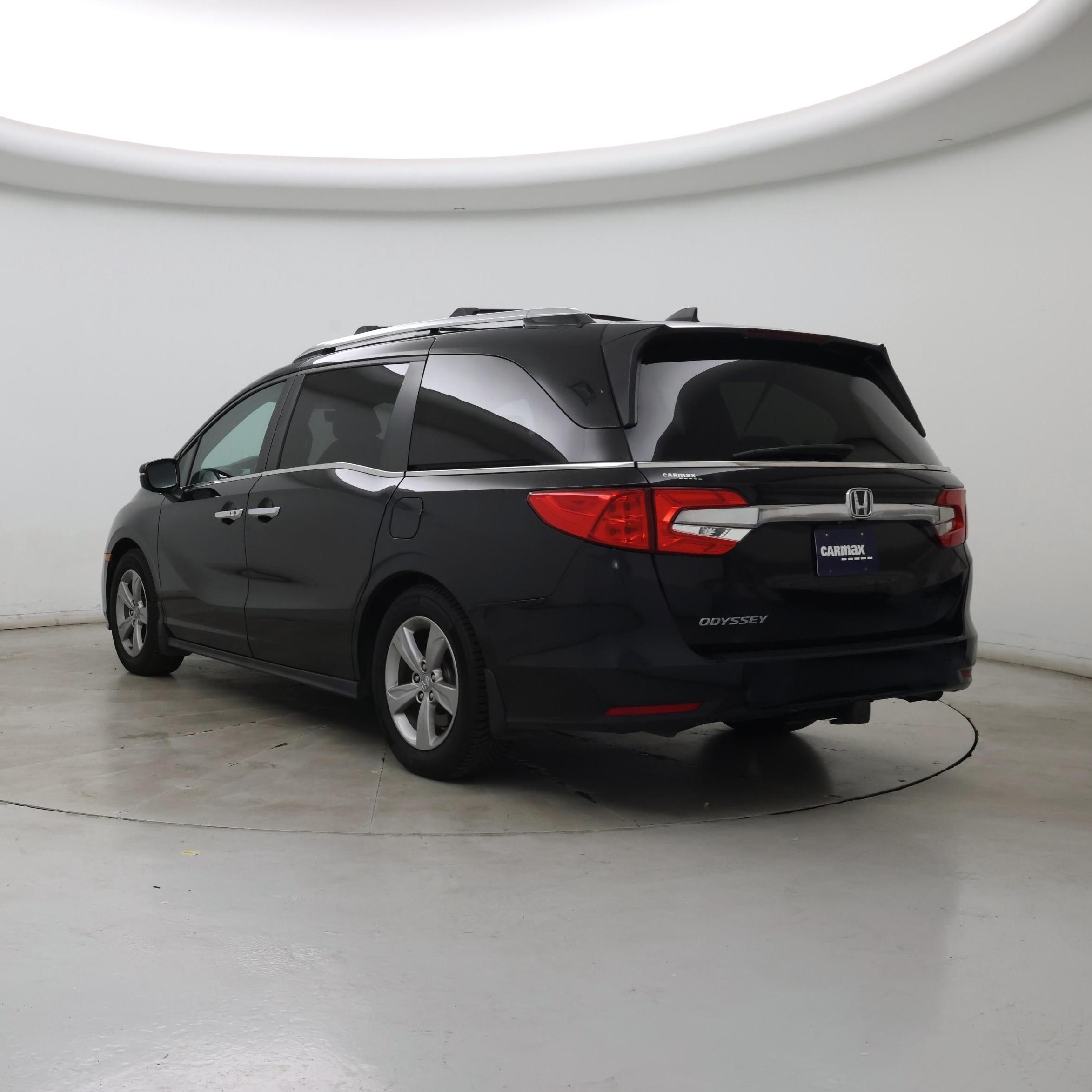 Thumbnail: 2019 Honda Odyssey - 2