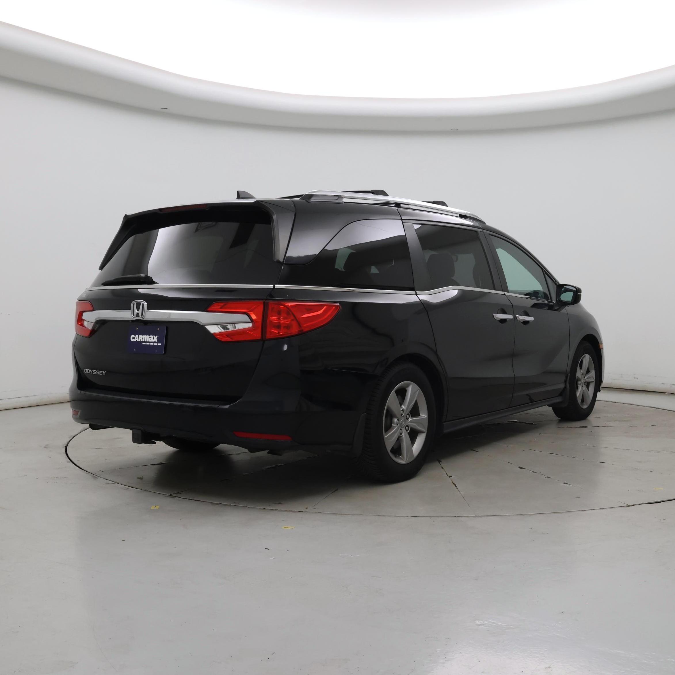Thumbnail: 2019 Honda Odyssey - 8