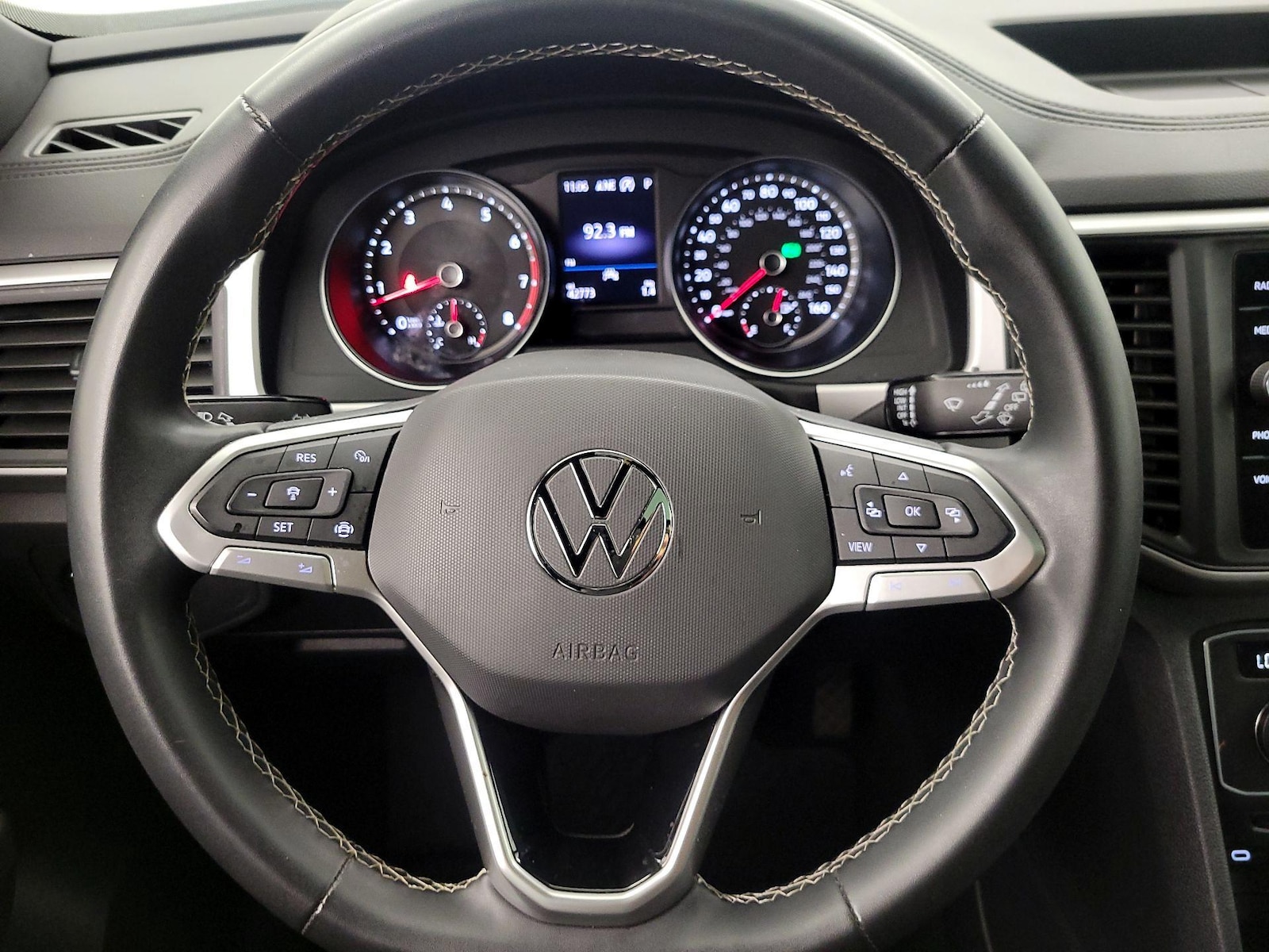 2021 Volkswagen Atlas Cross Sport SE w/Tech - Photo 11