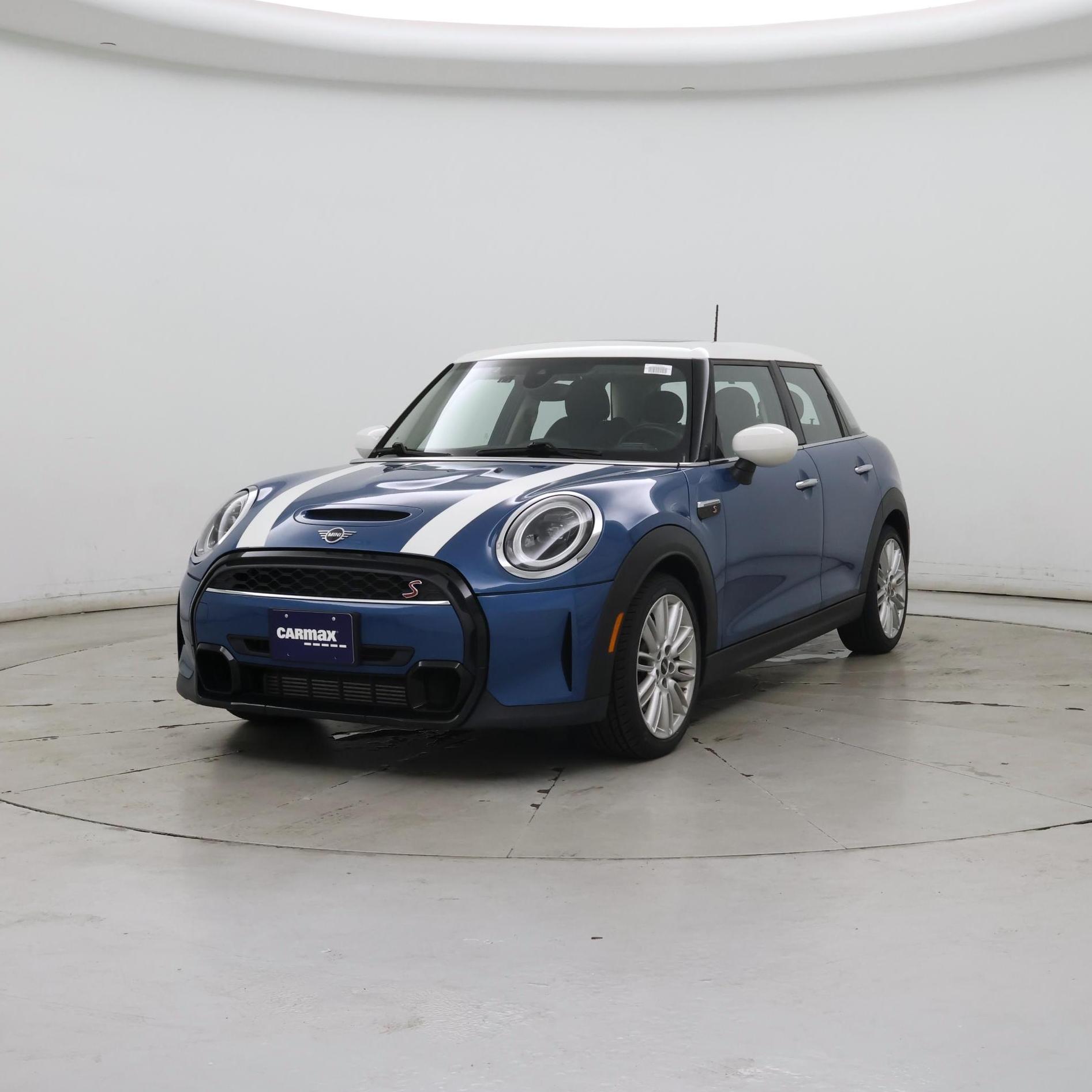 Thumbnail: 2022 MINI Cooper Hardtop - 4