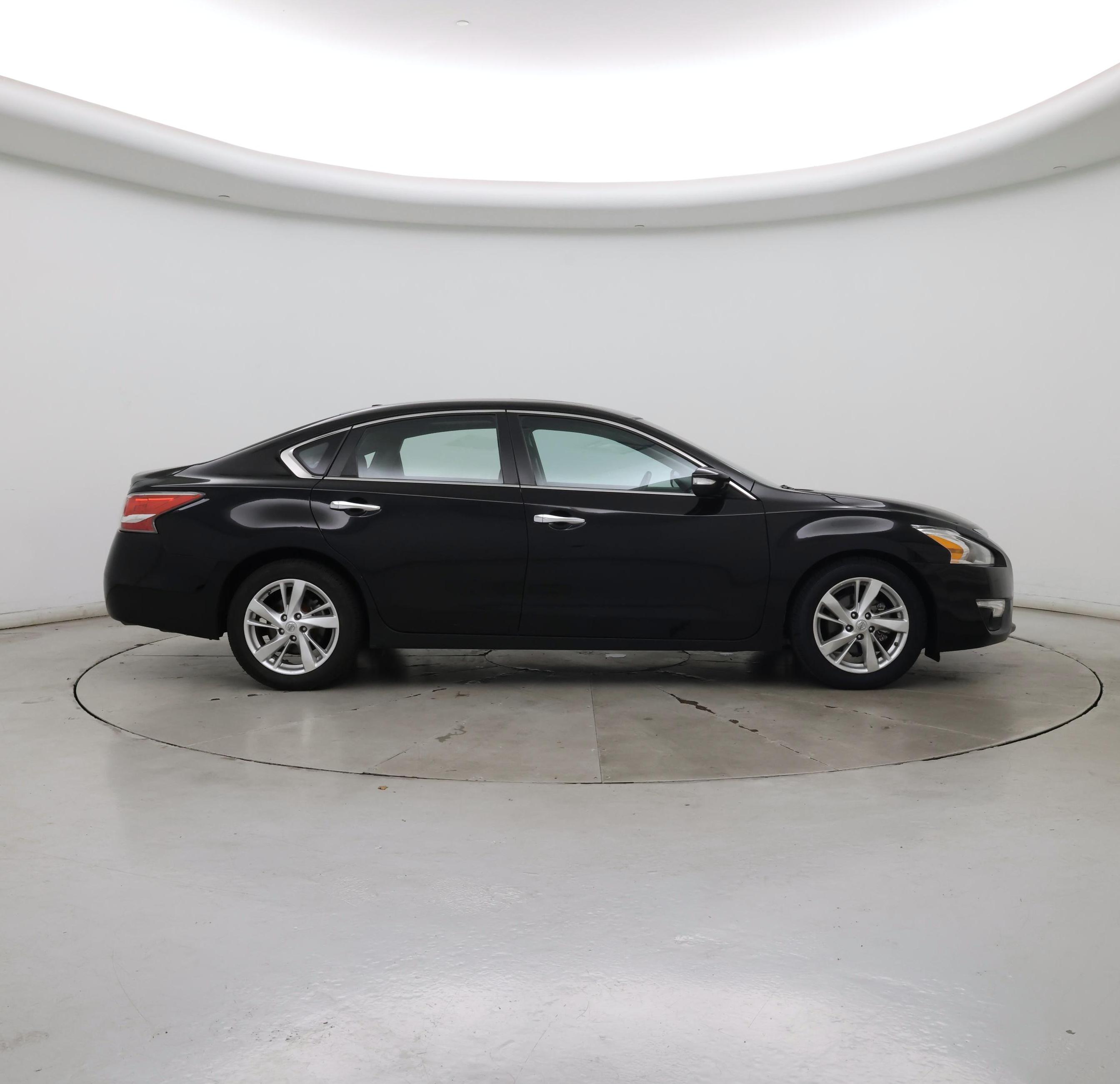 Thumbnail: 2015 Nissan Altima - 7