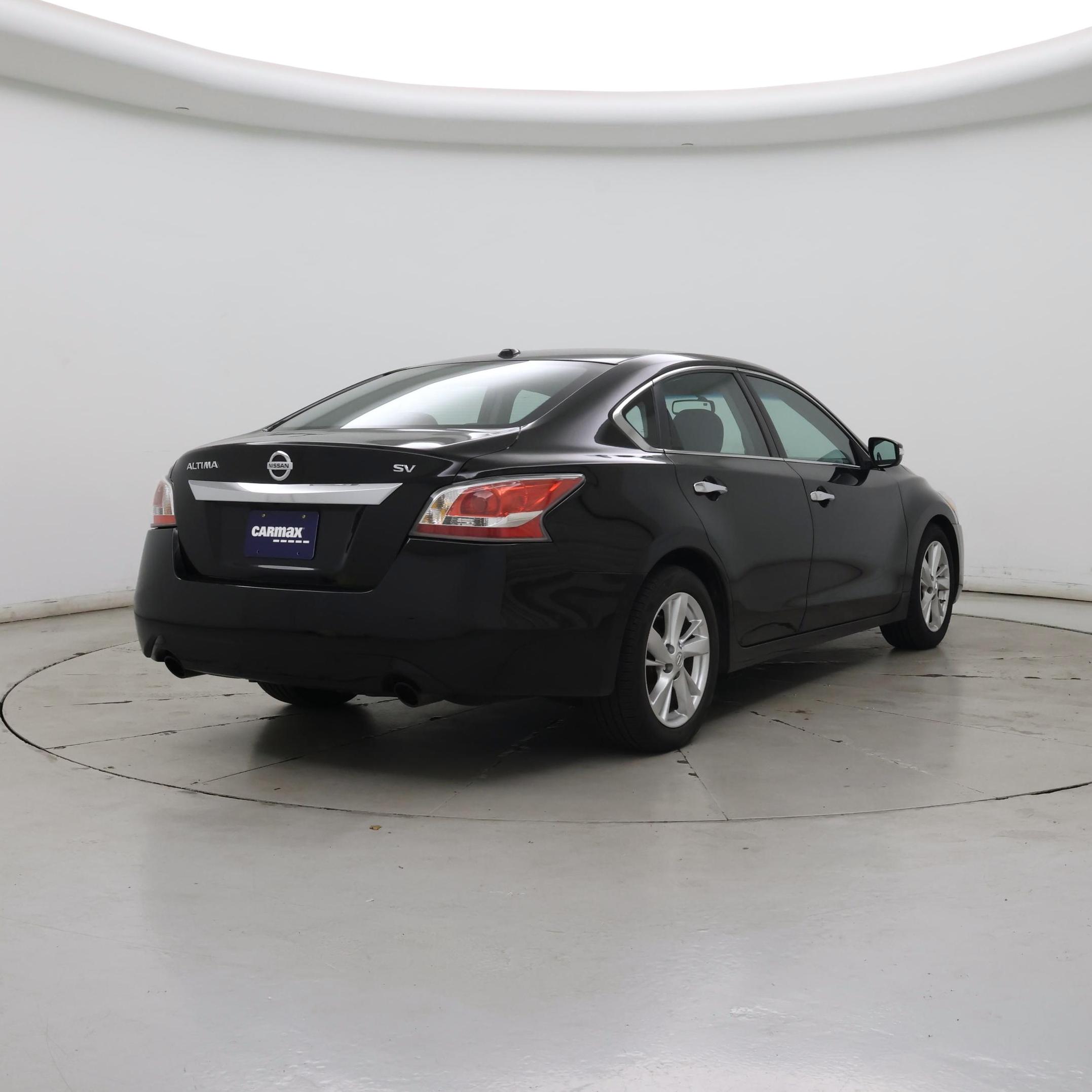 Thumbnail: 2015 Nissan Altima - 8