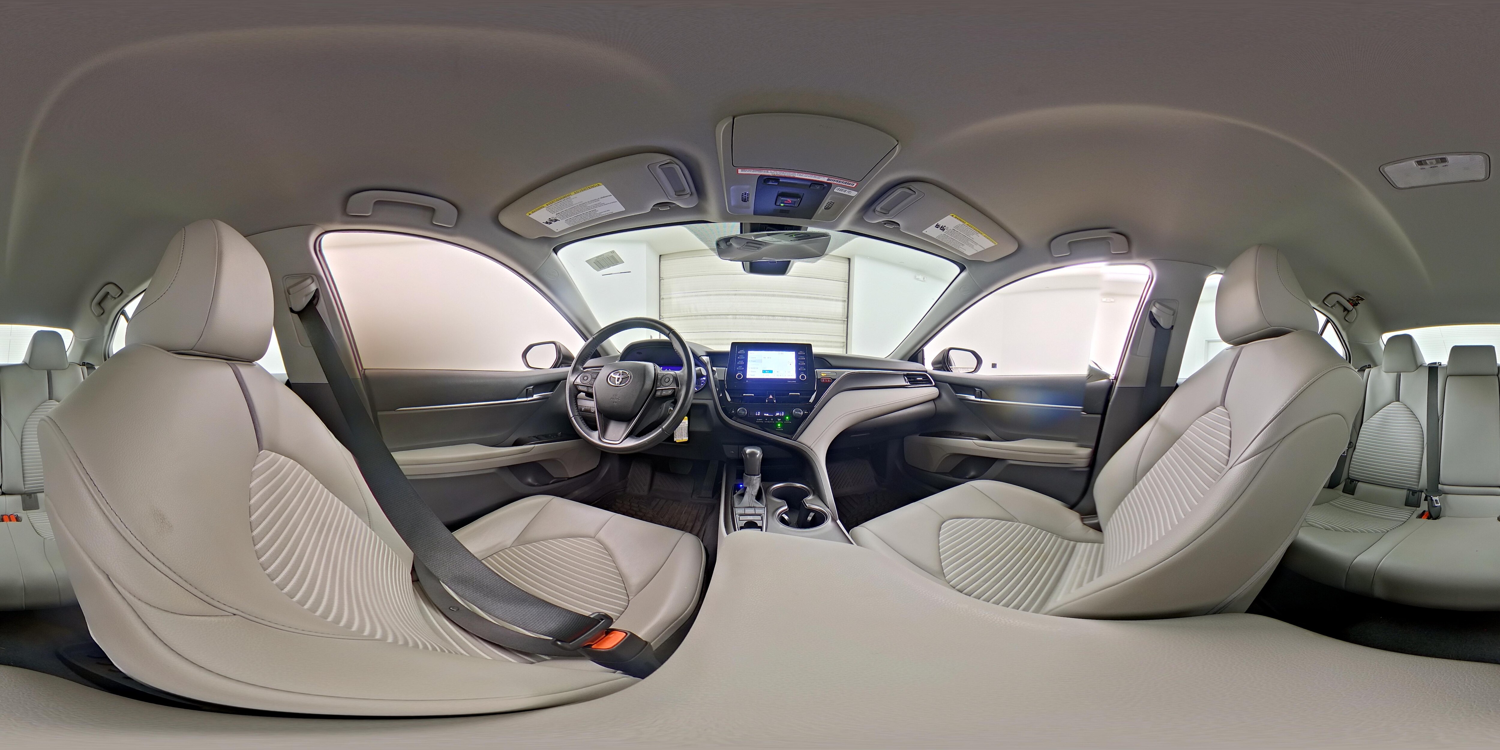2022 Toyota Camry SE - Photo 24