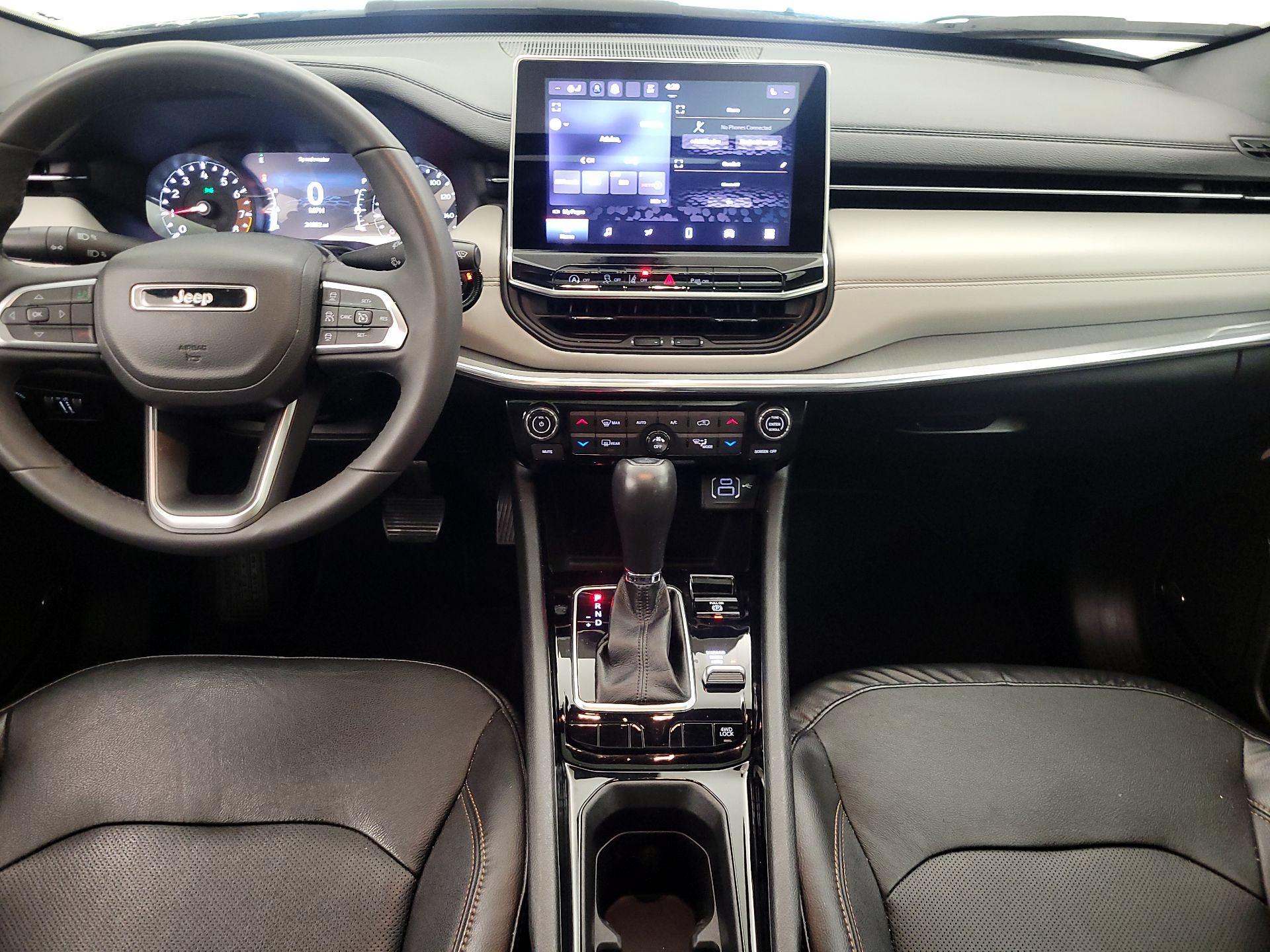 Thumbnail: 2023 Jeep Compass - 9