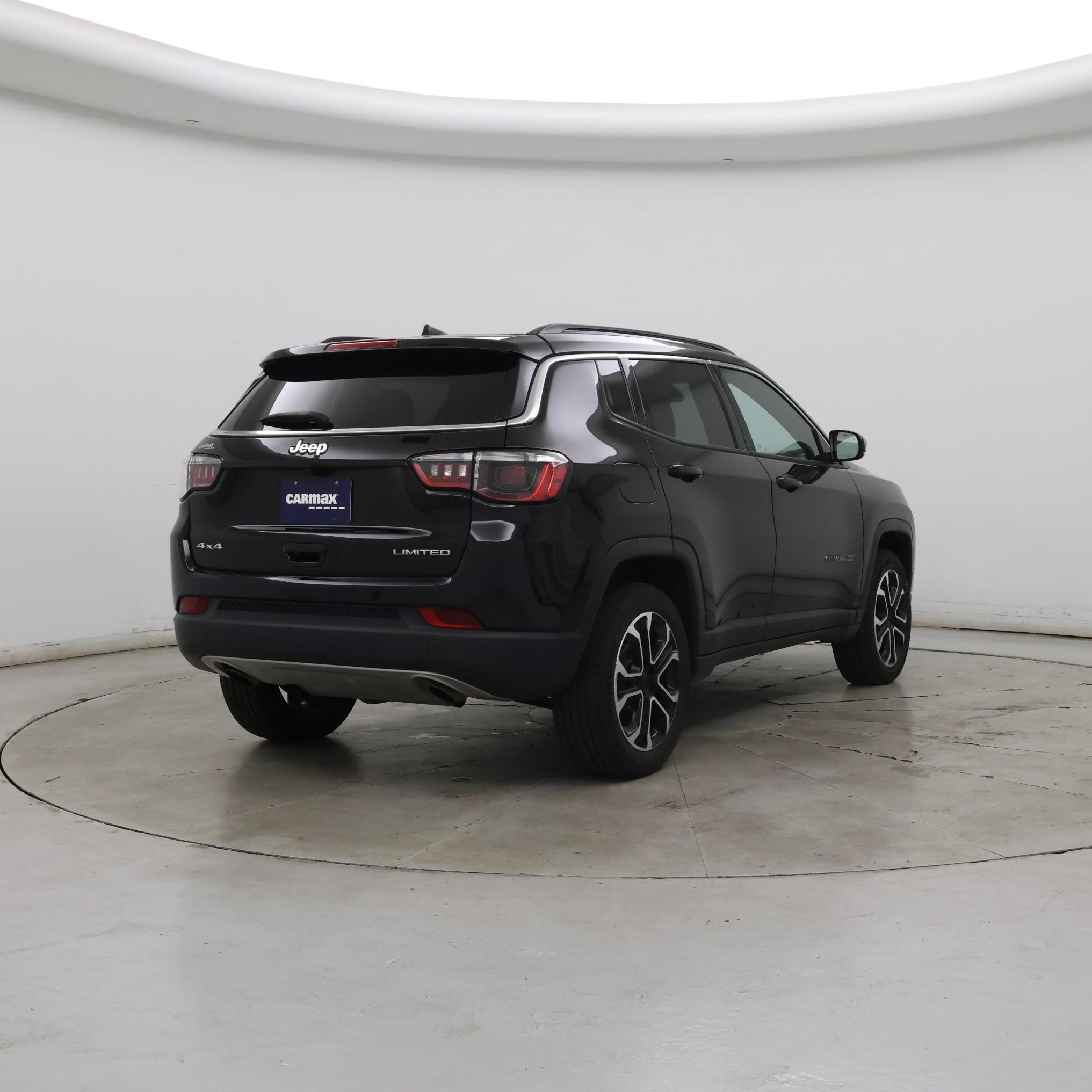 Thumbnail: 2023 Jeep Compass - 8