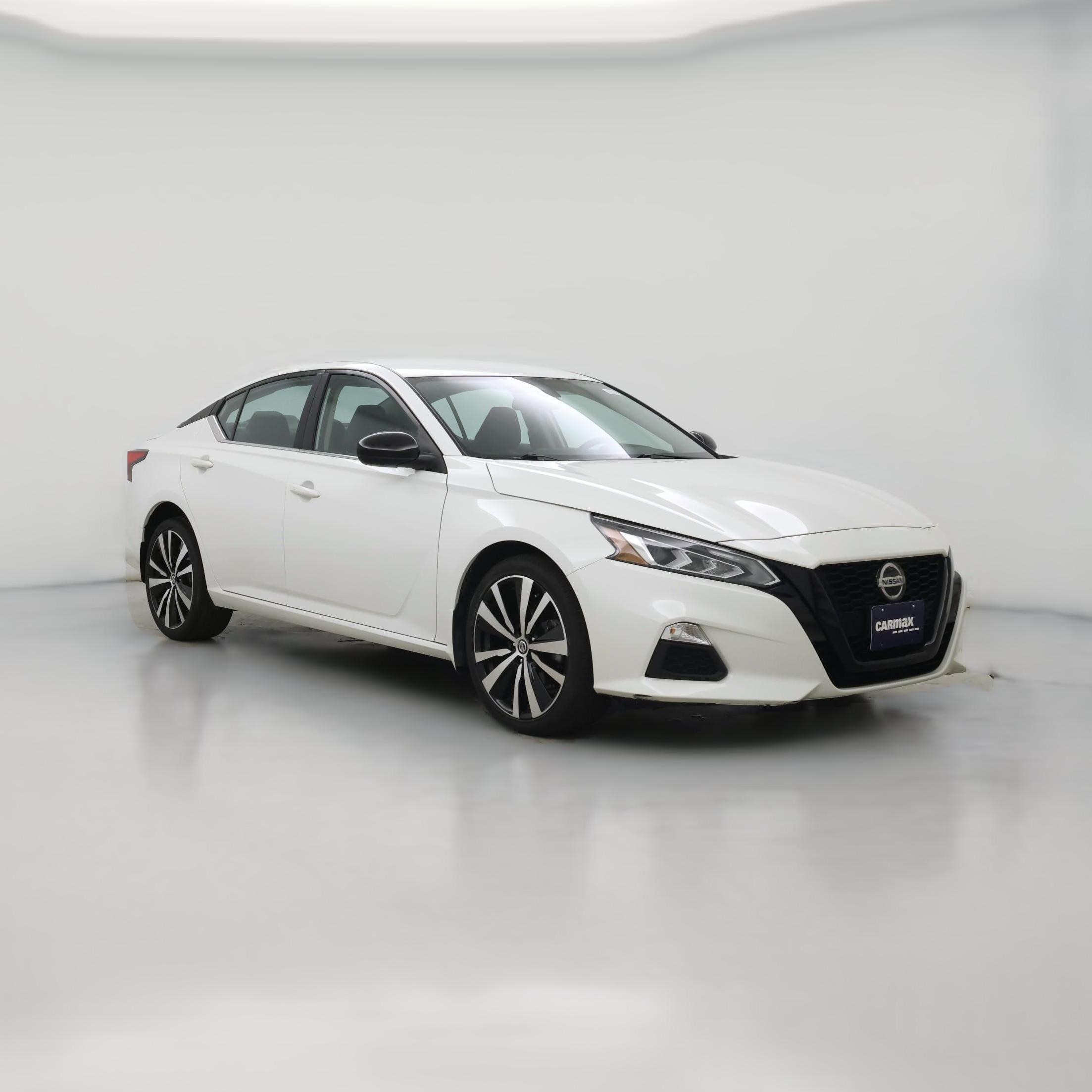 Thumbnail: 2022 Nissan Altima - 1