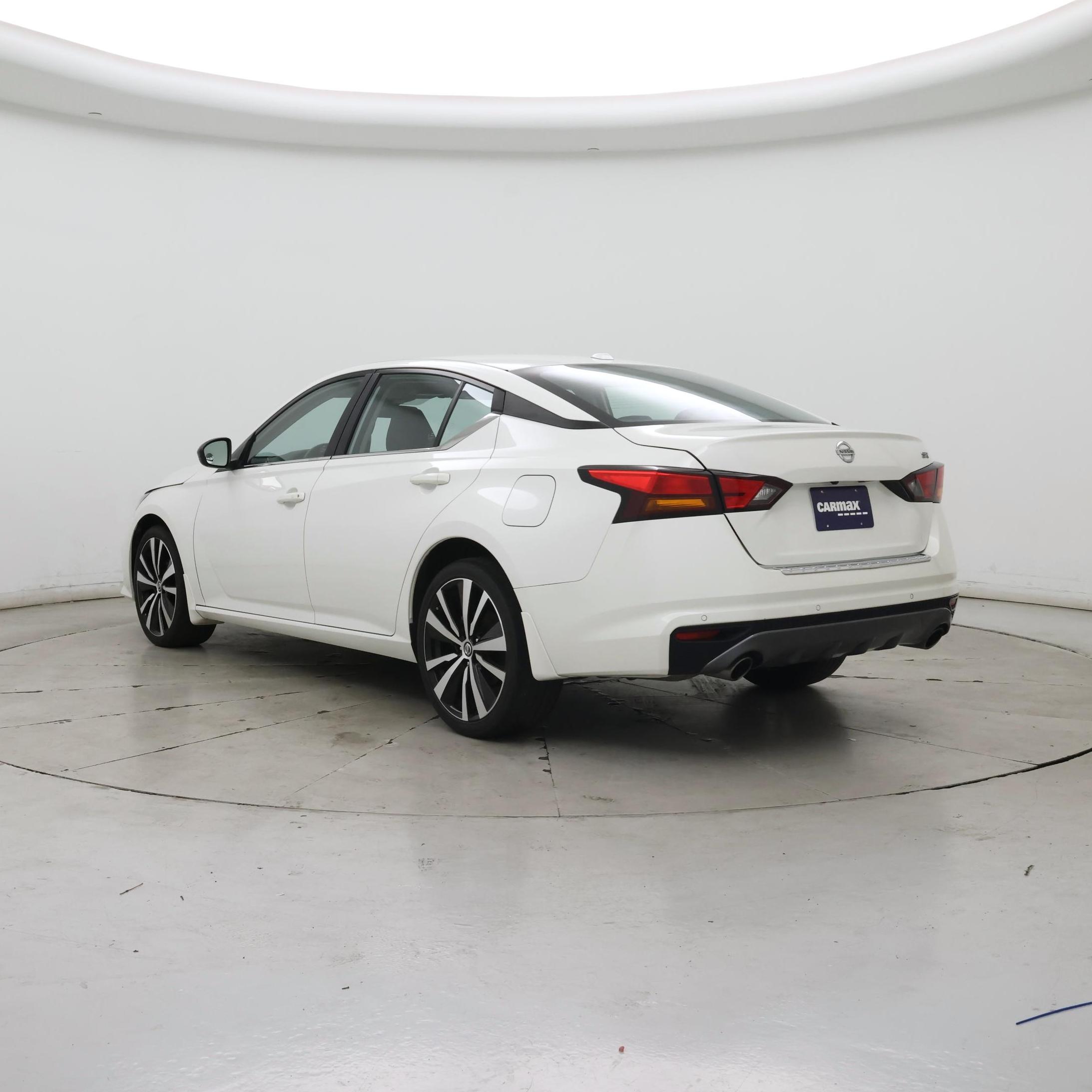 Thumbnail: 2022 Nissan Altima - 2