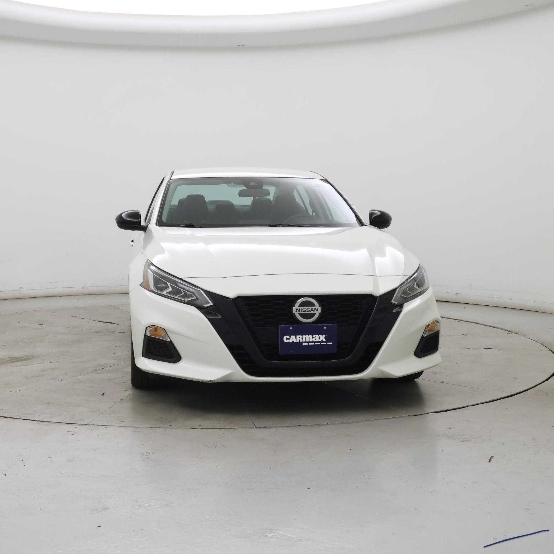 Thumbnail: 2022 Nissan Altima - 5