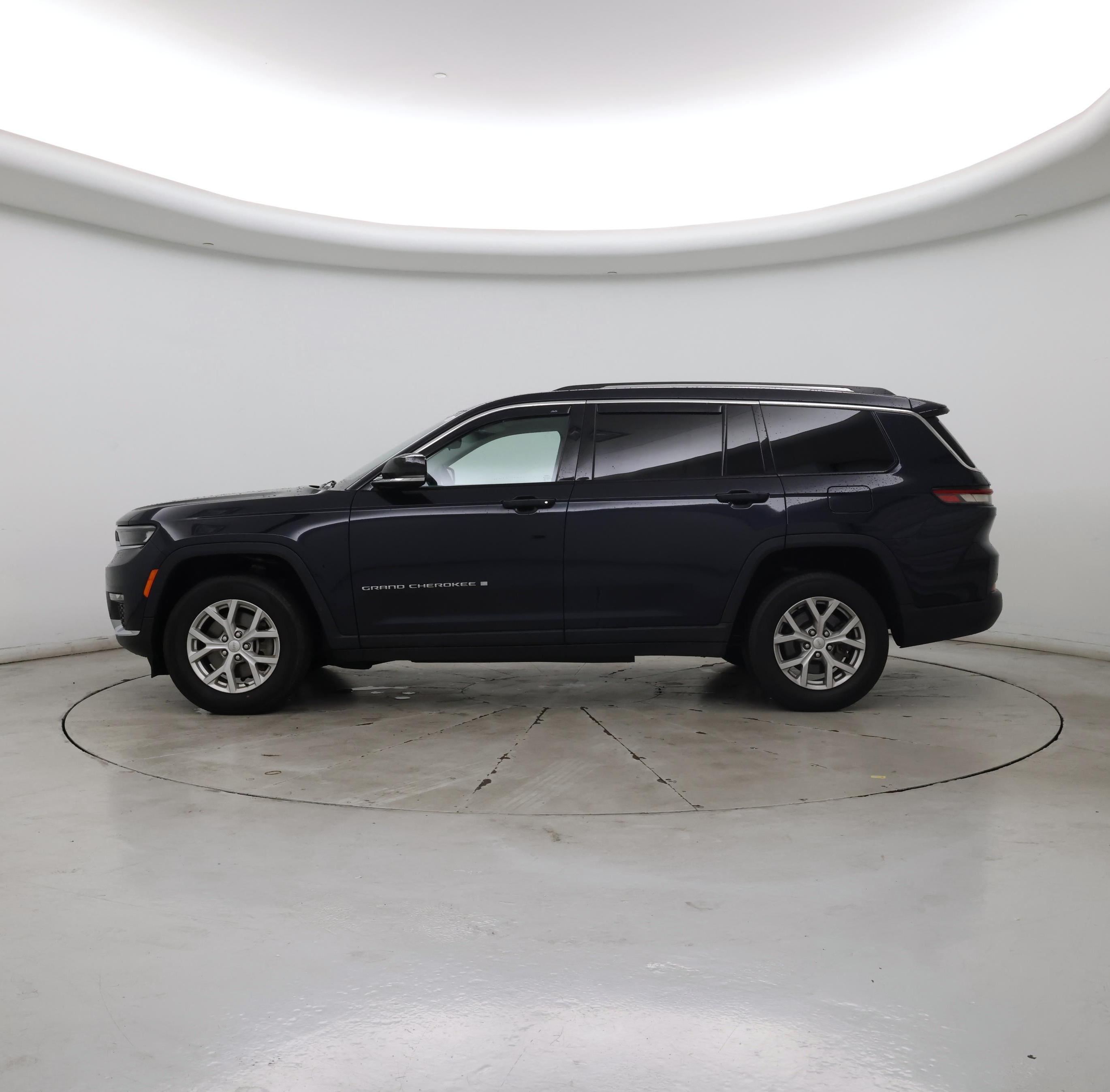 Thumbnail: 2023 Jeep Grand Cherokee L - 3