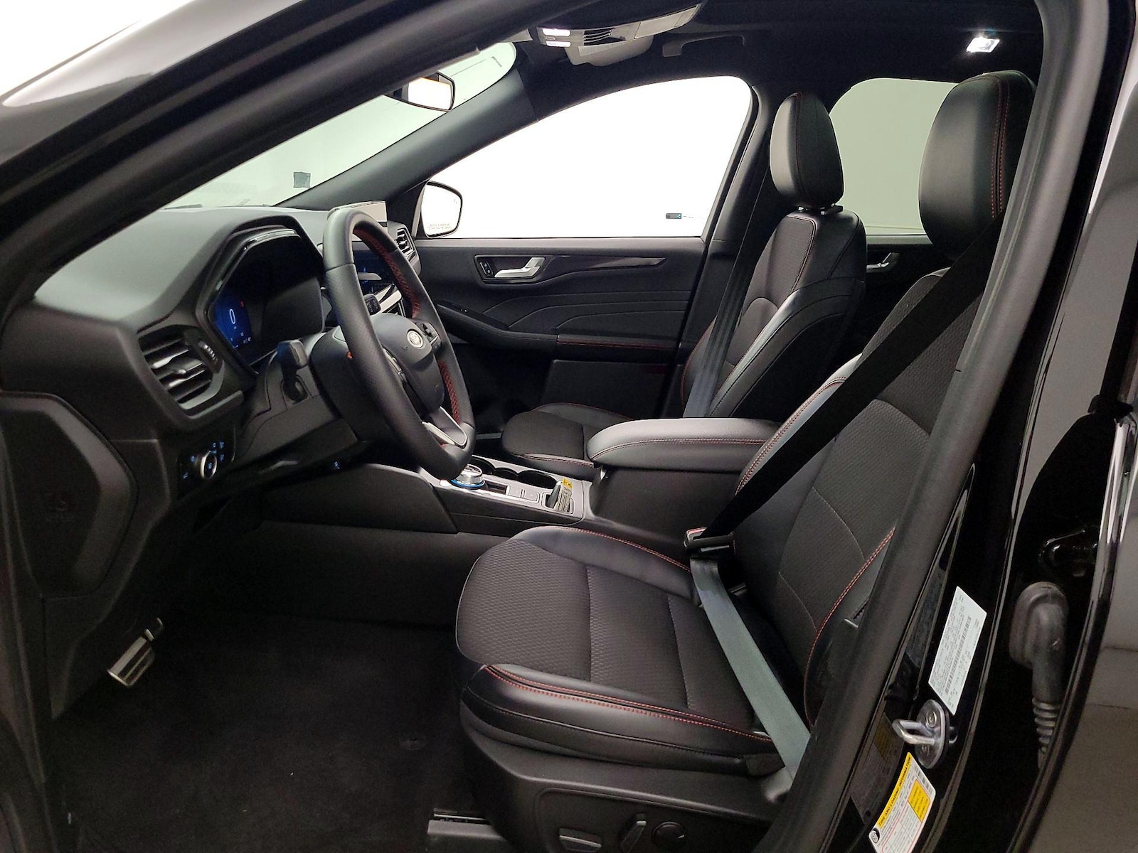 2023 Ford Escape ST-Line Select - Photo 12