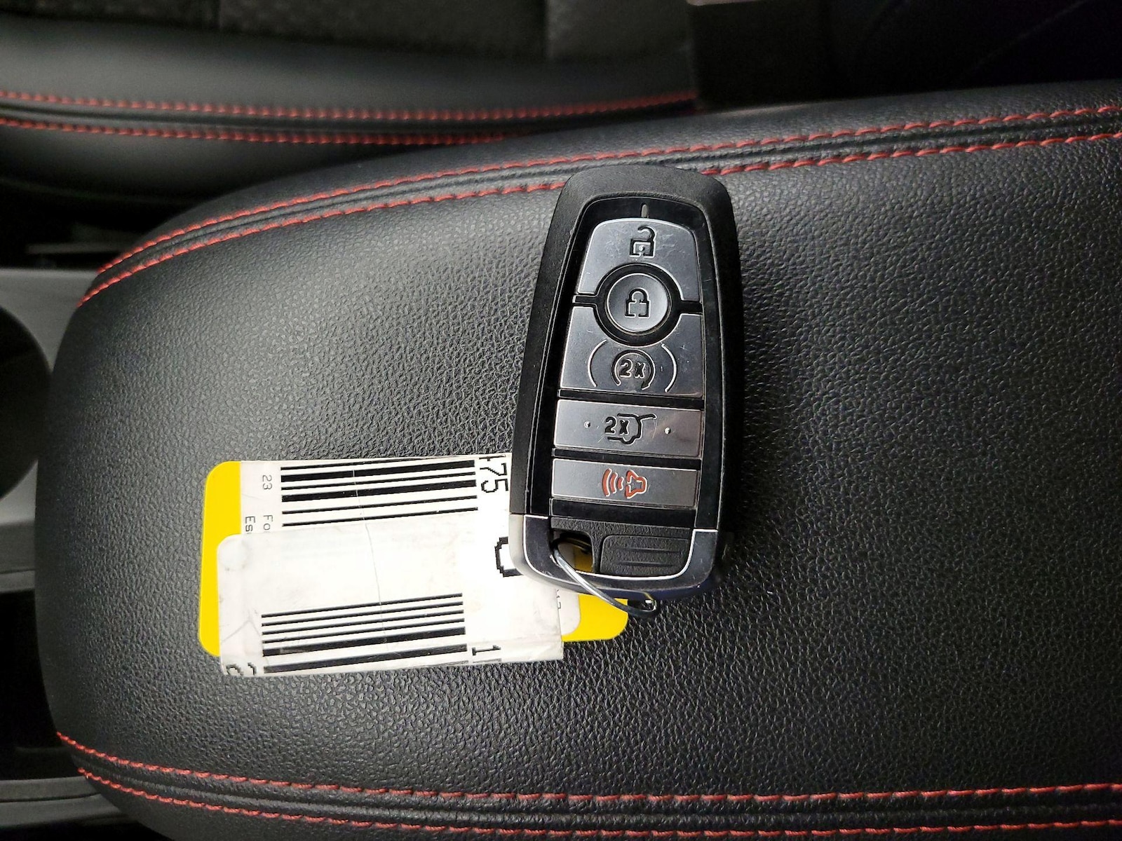 2023 Ford Escape ST-Line Select - Photo 25