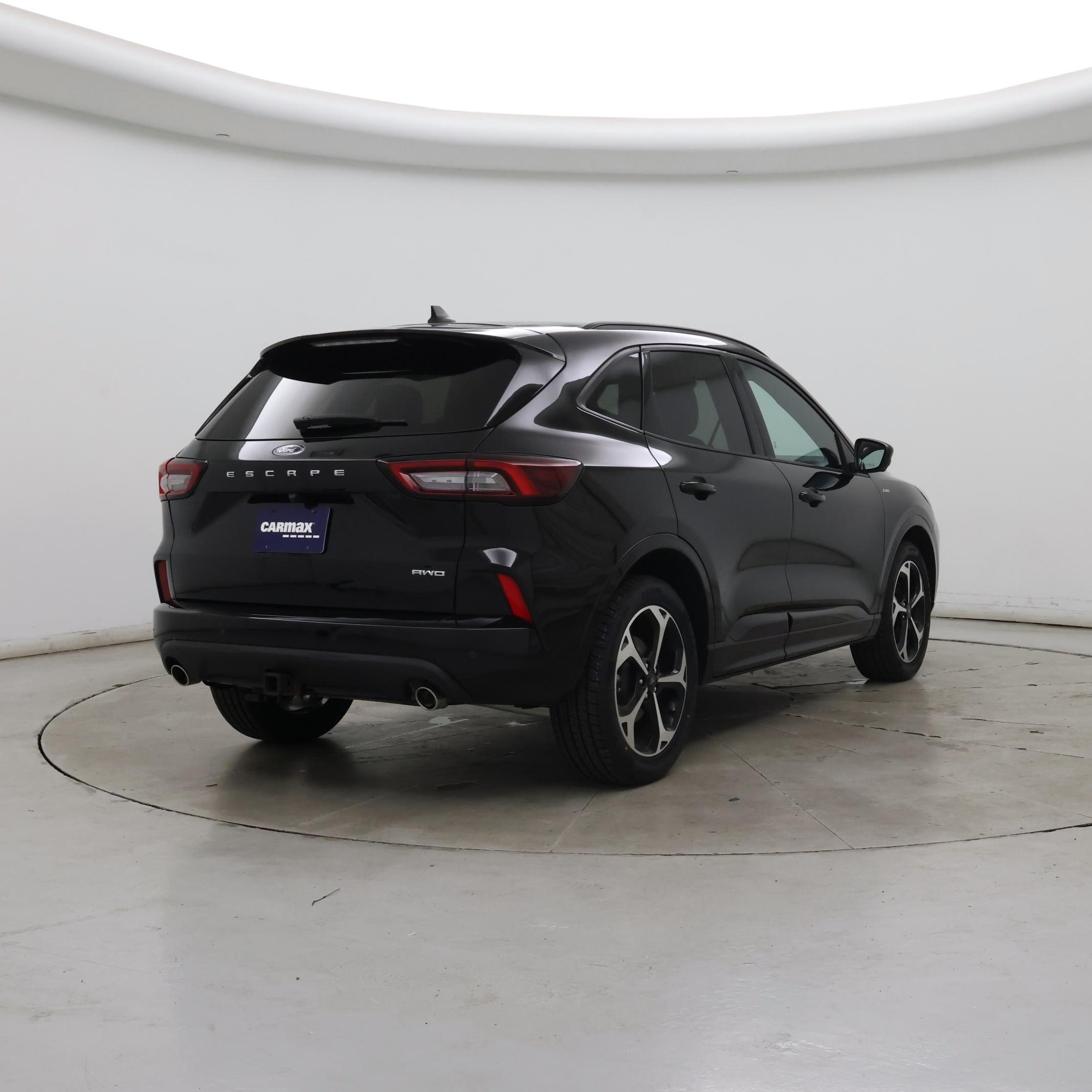 Thumbnail: 2023 Ford Escape - 8