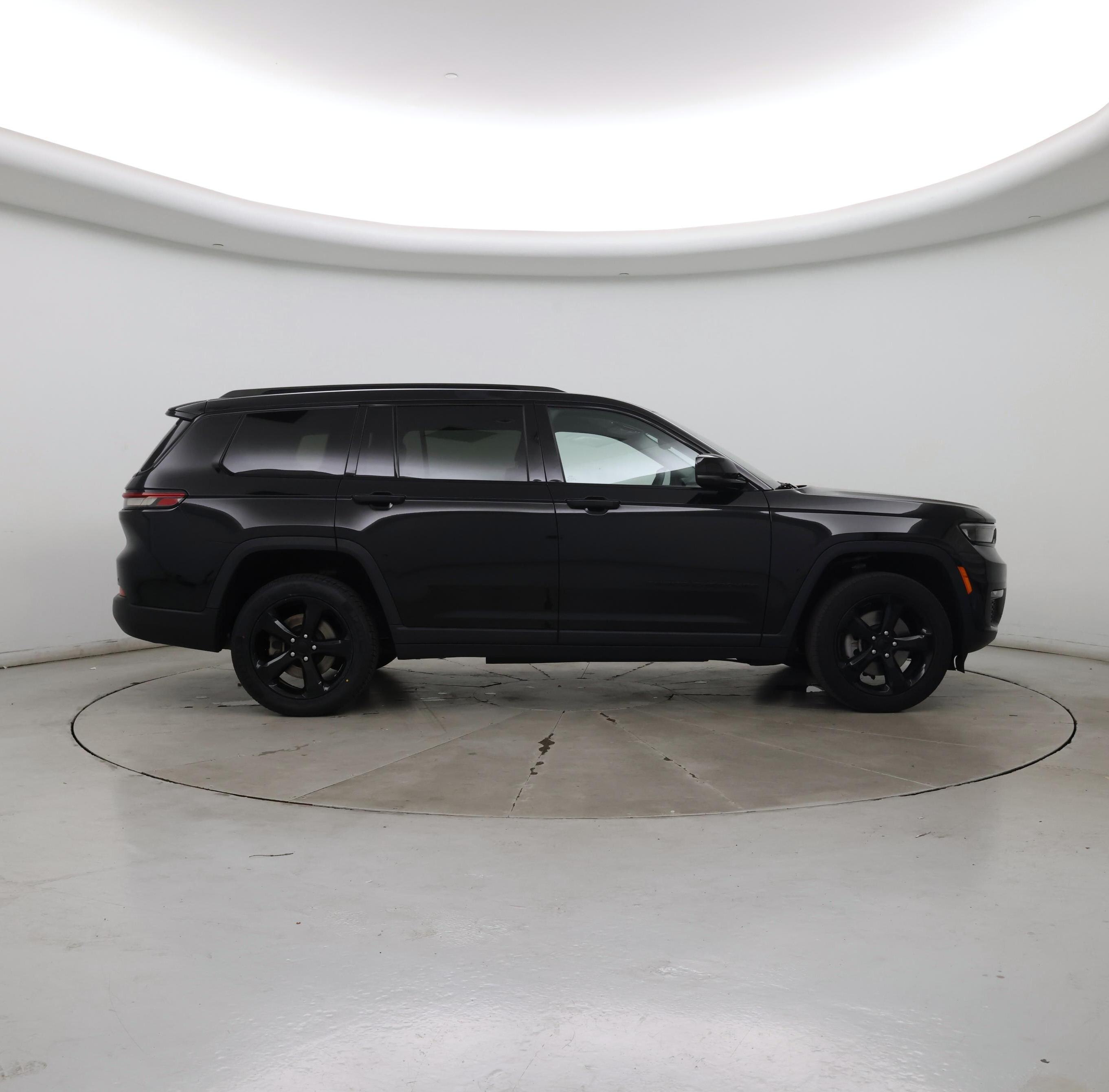 Thumbnail: 2023 Jeep Grand Cherokee L - 7