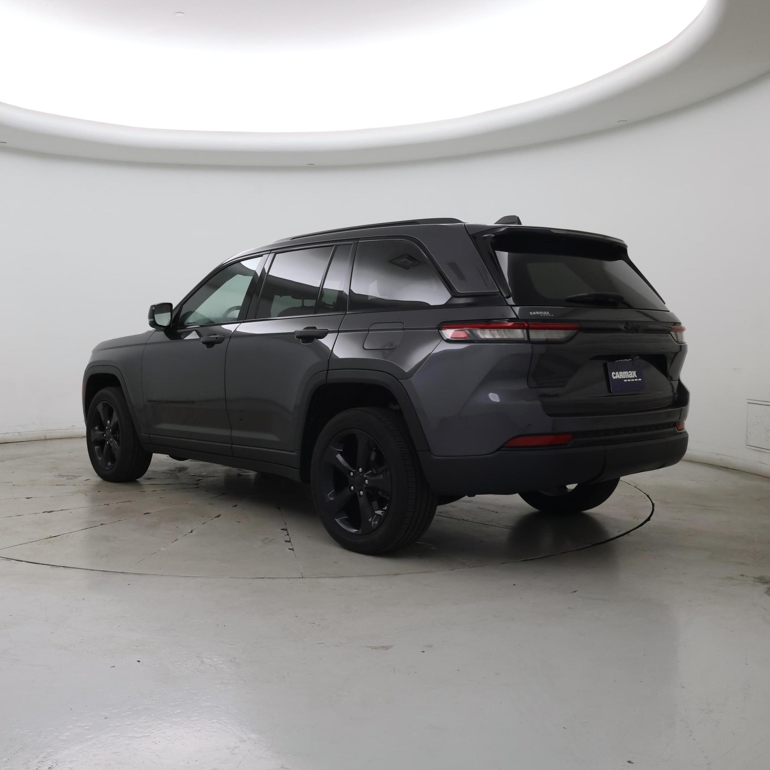 Thumbnail: 2023 Jeep Grand Cherokee - 2