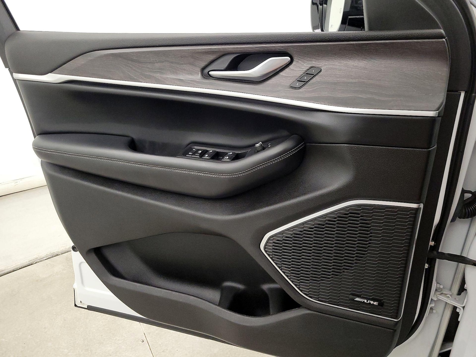 2022 Jeep Grand Cherokee L Limited - Photo 13