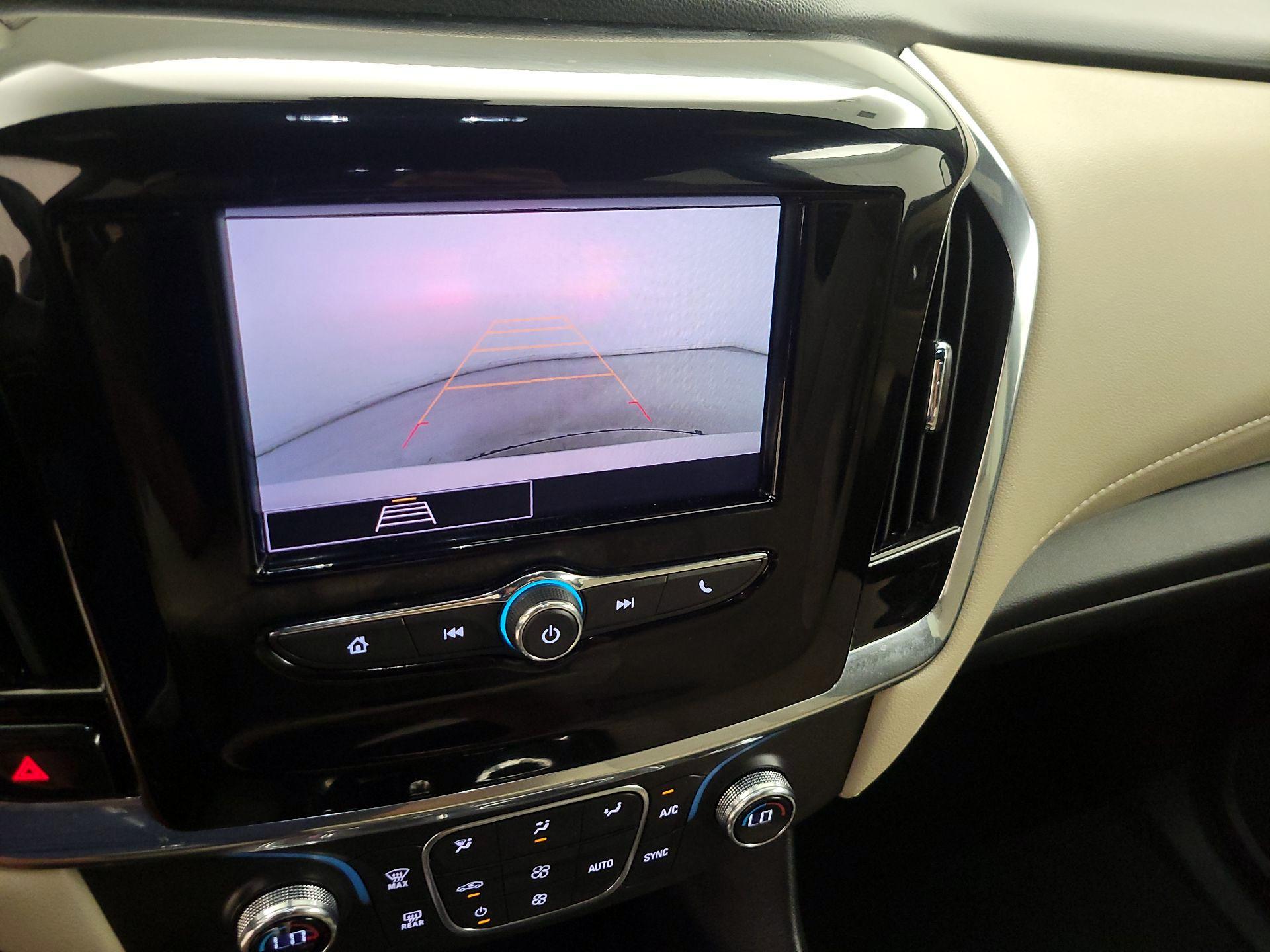 Thumbnail: 2023 Chevrolet Traverse - 14