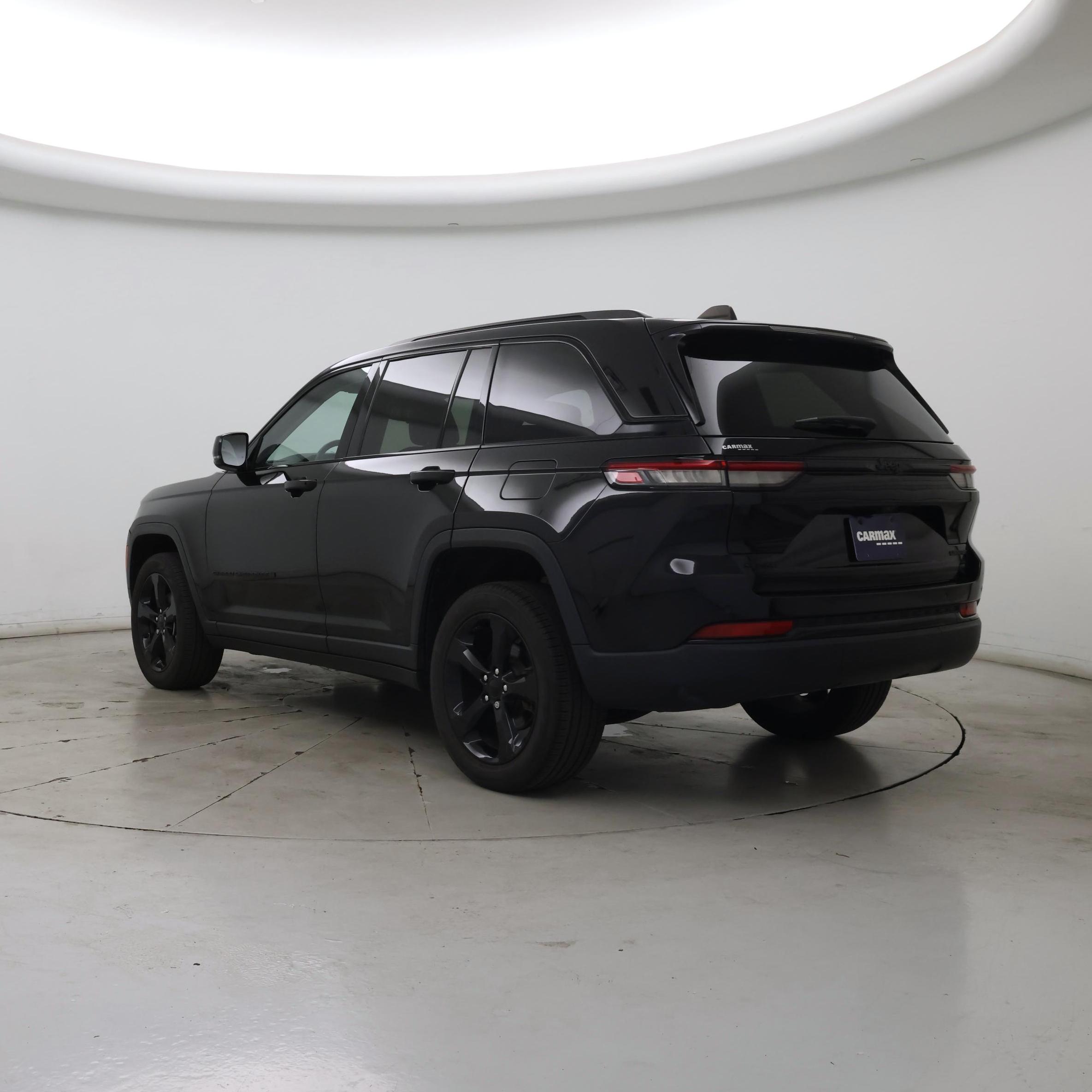 Thumbnail: 2023 Jeep Grand Cherokee - 2