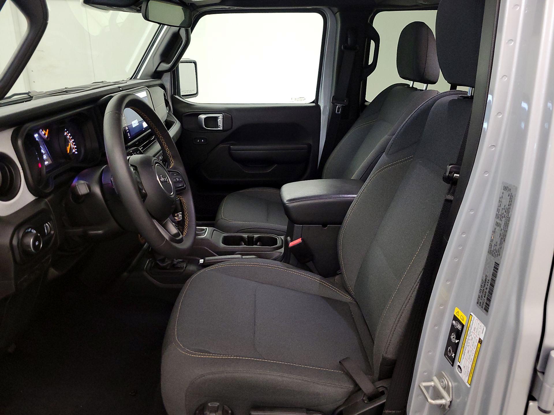 Thumbnail: 2024 Jeep Wrangler - 11