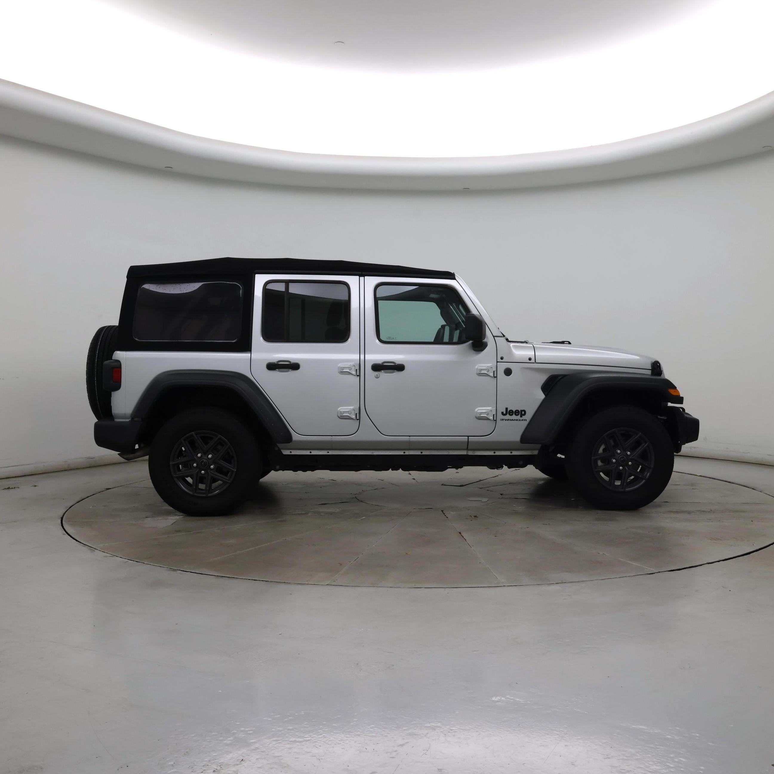 Thumbnail: 2024 Jeep Wrangler - 7