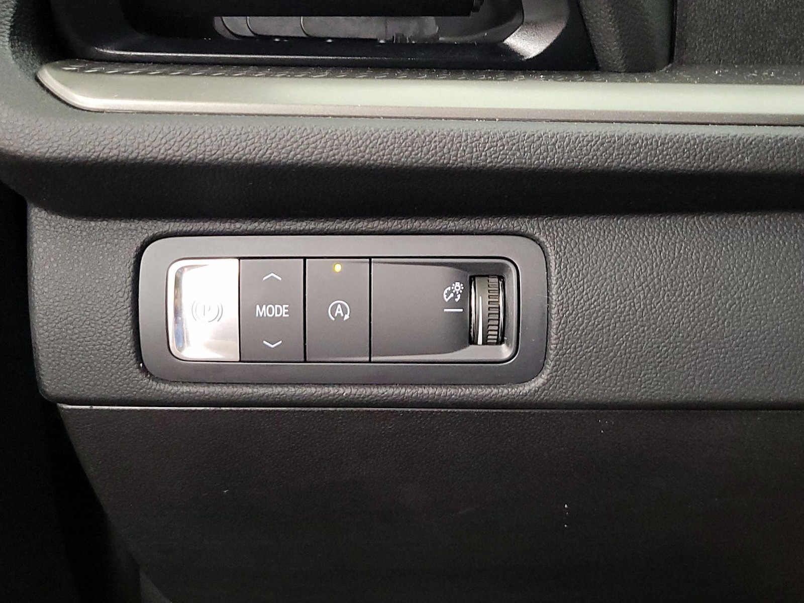 2025 Chevrolet Traverse LT - Photo 14