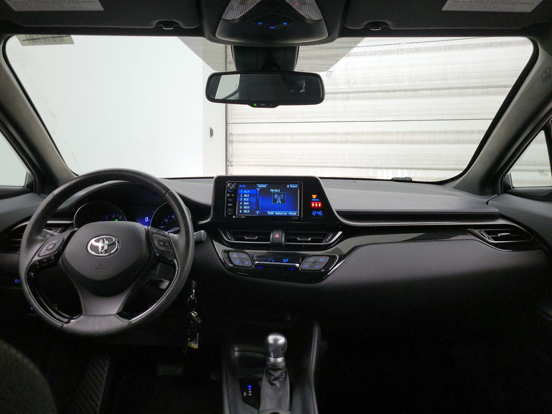 Thumbnail: 2018 Toyota C-HR - 9