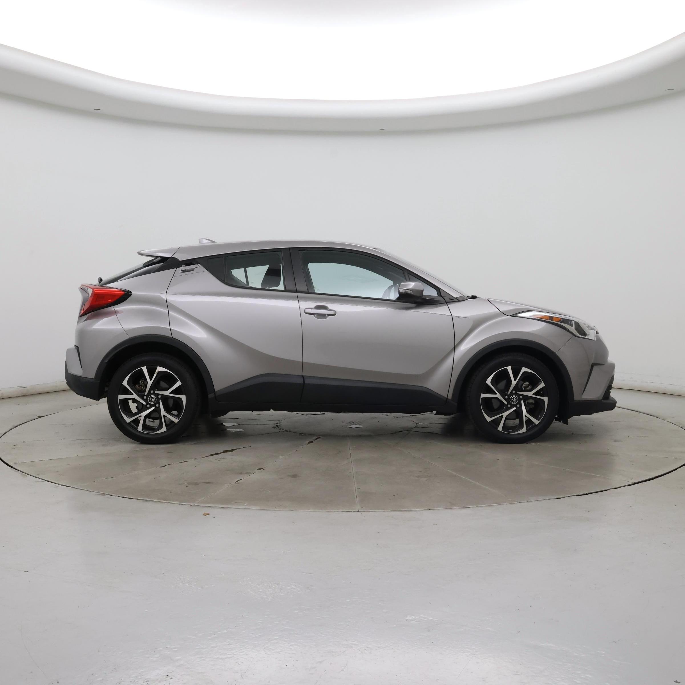 Thumbnail: 2018 Toyota C-HR - 7
